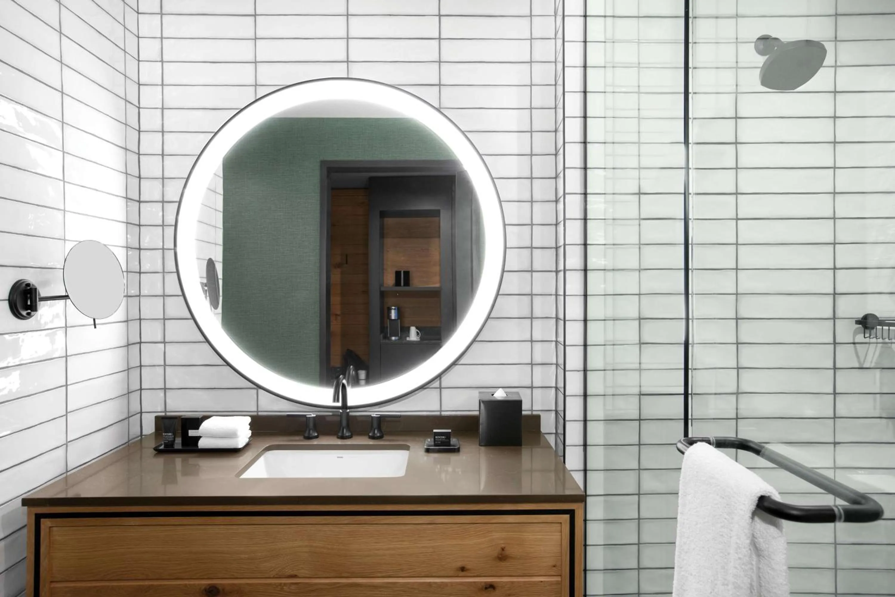 Photo of the whole room in Cloudland at McLemore Resort Lookout Mountain, Curio by Hilton