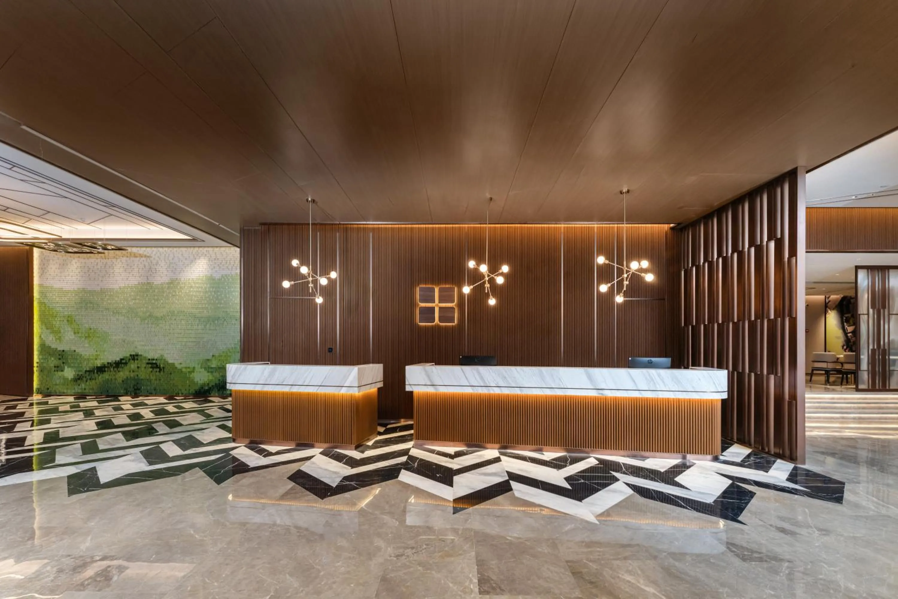 Lobby or reception, Bed in Hilton Garden Inn Huzhou High-Speed Railway Station