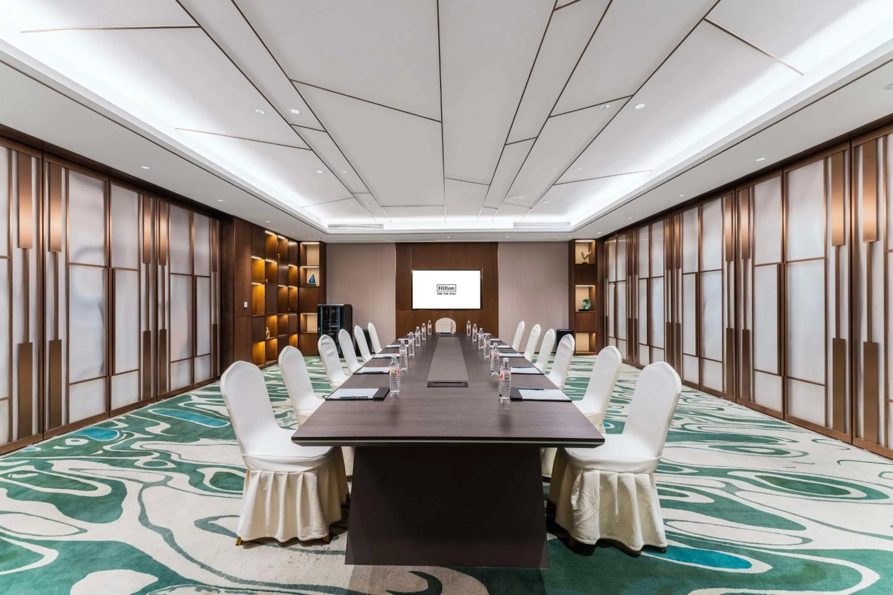 Meeting/conference room in Hilton Garden Inn Huzhou High-Speed Railway Station