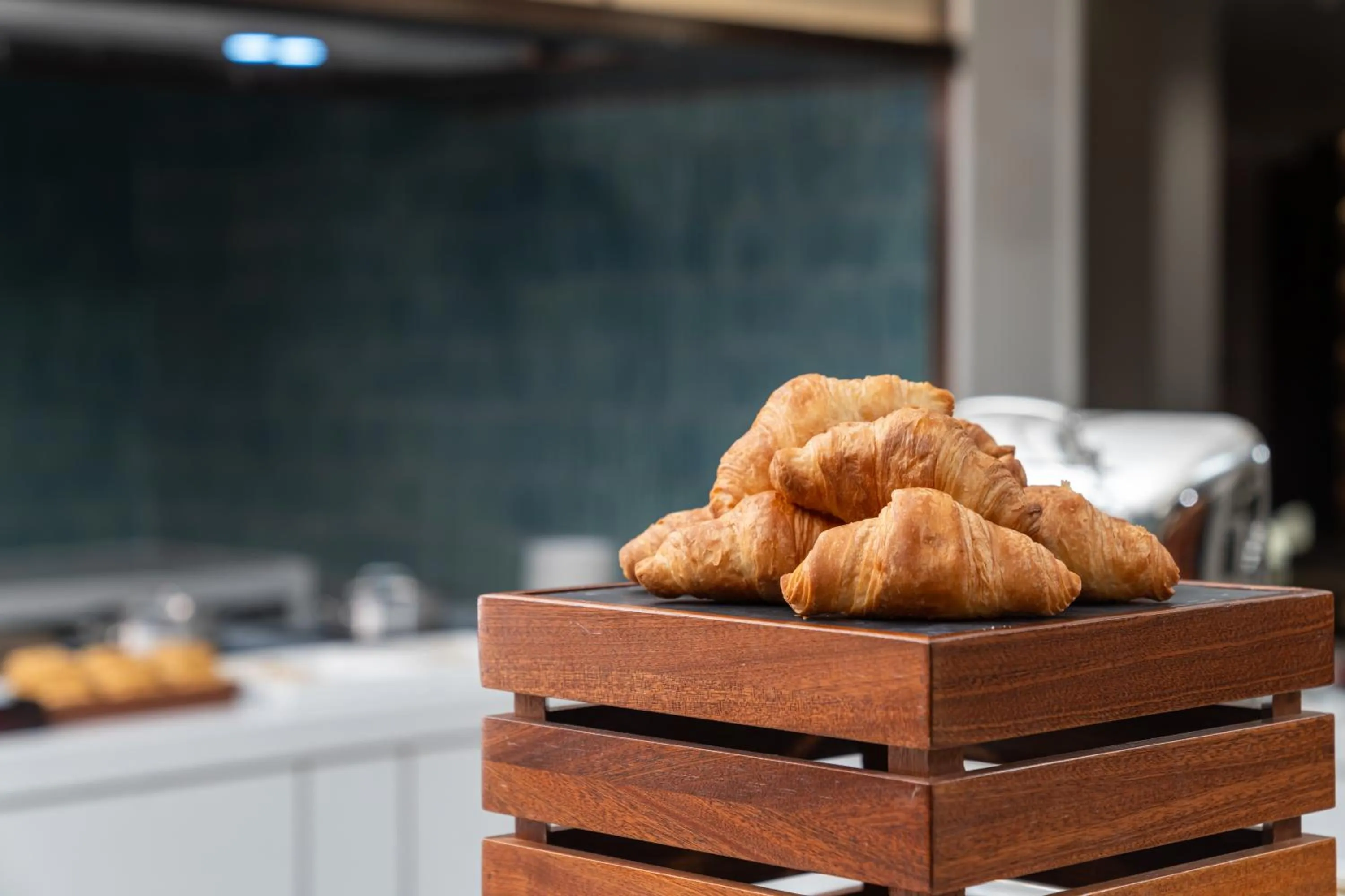 Buffet breakfast in Hilton Garden Inn Huzhou High-Speed Railway Station