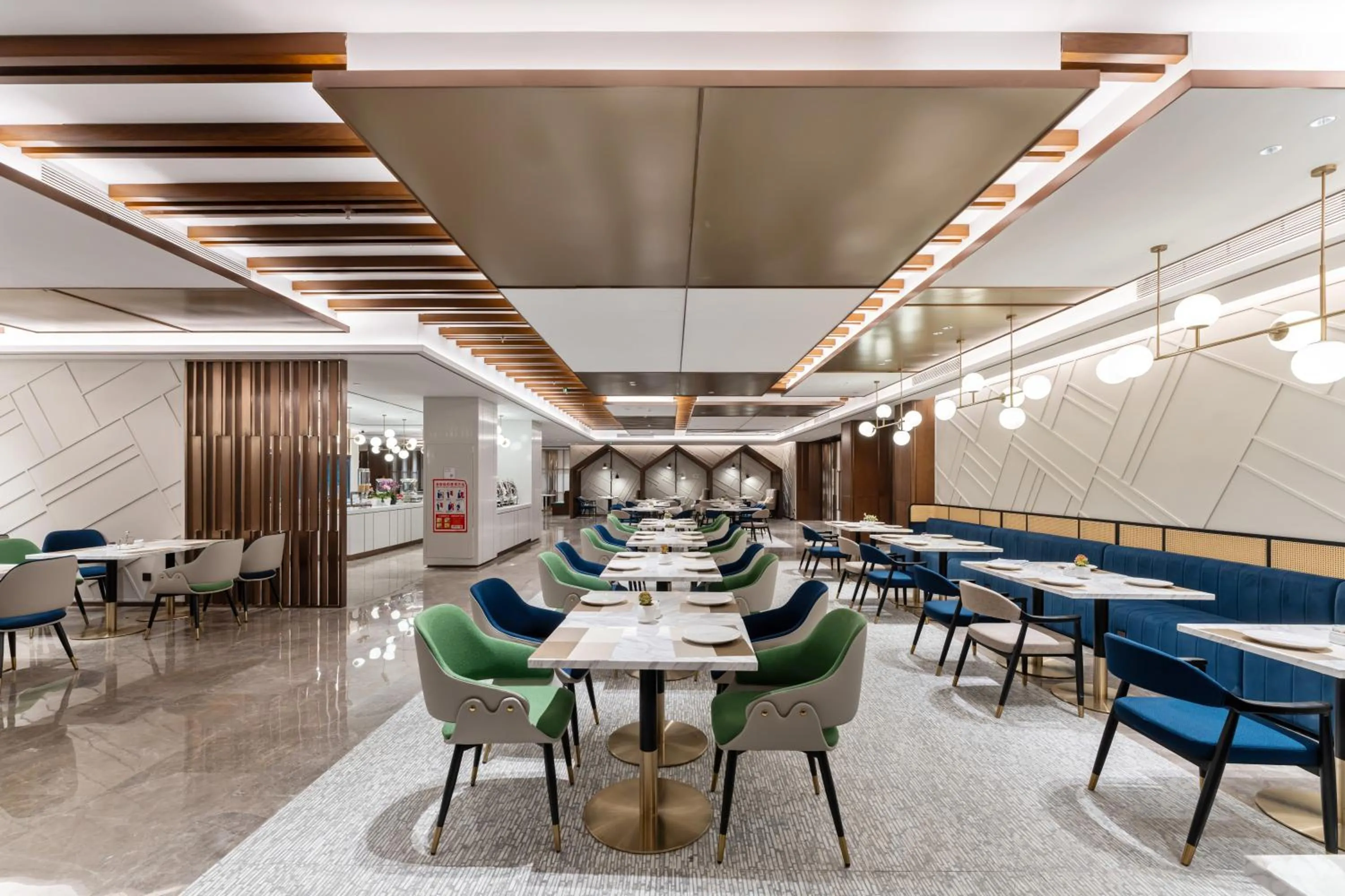 Restaurant/places to eat in Hilton Garden Inn Huzhou High-Speed Railway Station