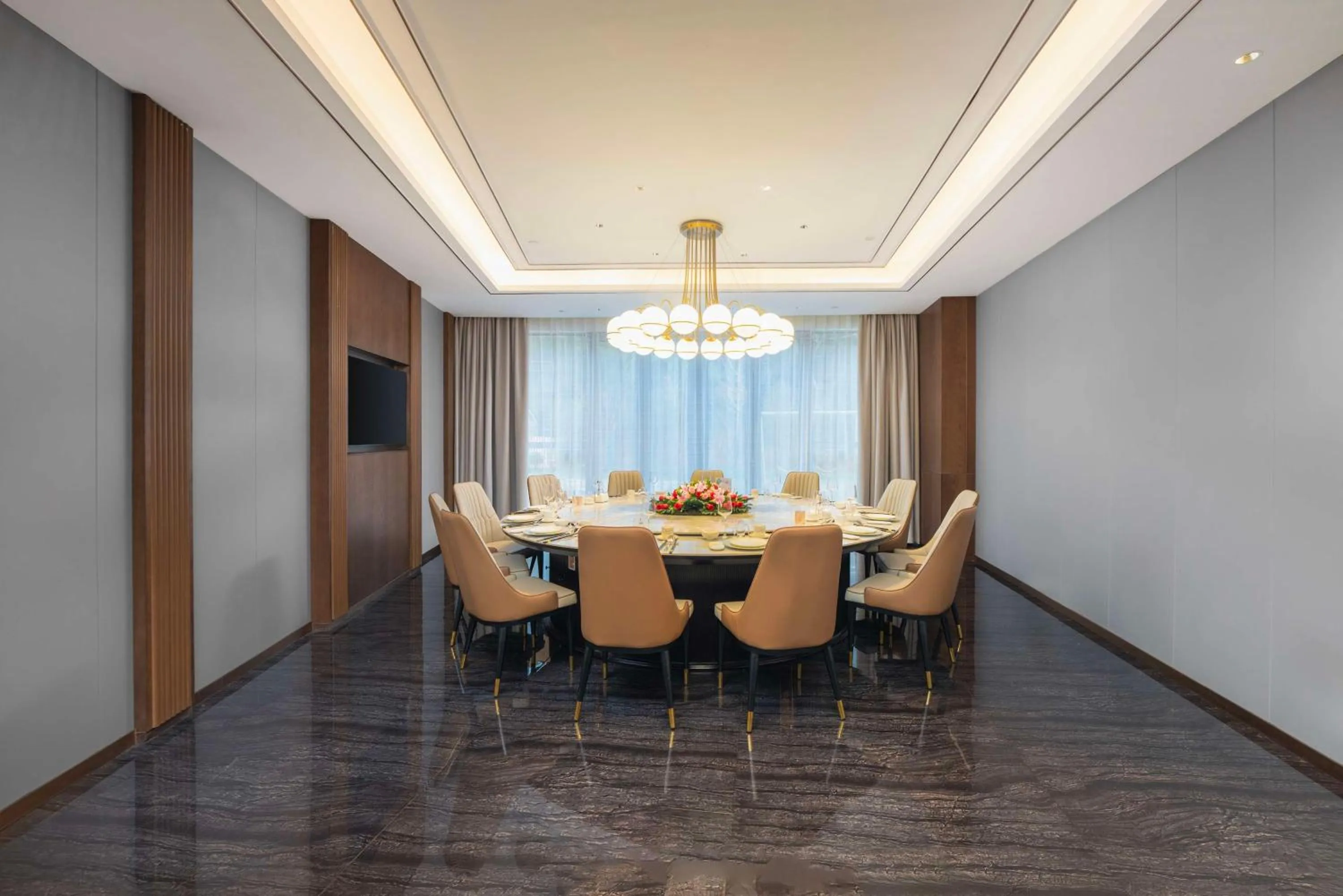 Restaurant/places to eat in Hilton Garden Inn Huzhou High-Speed Railway Station