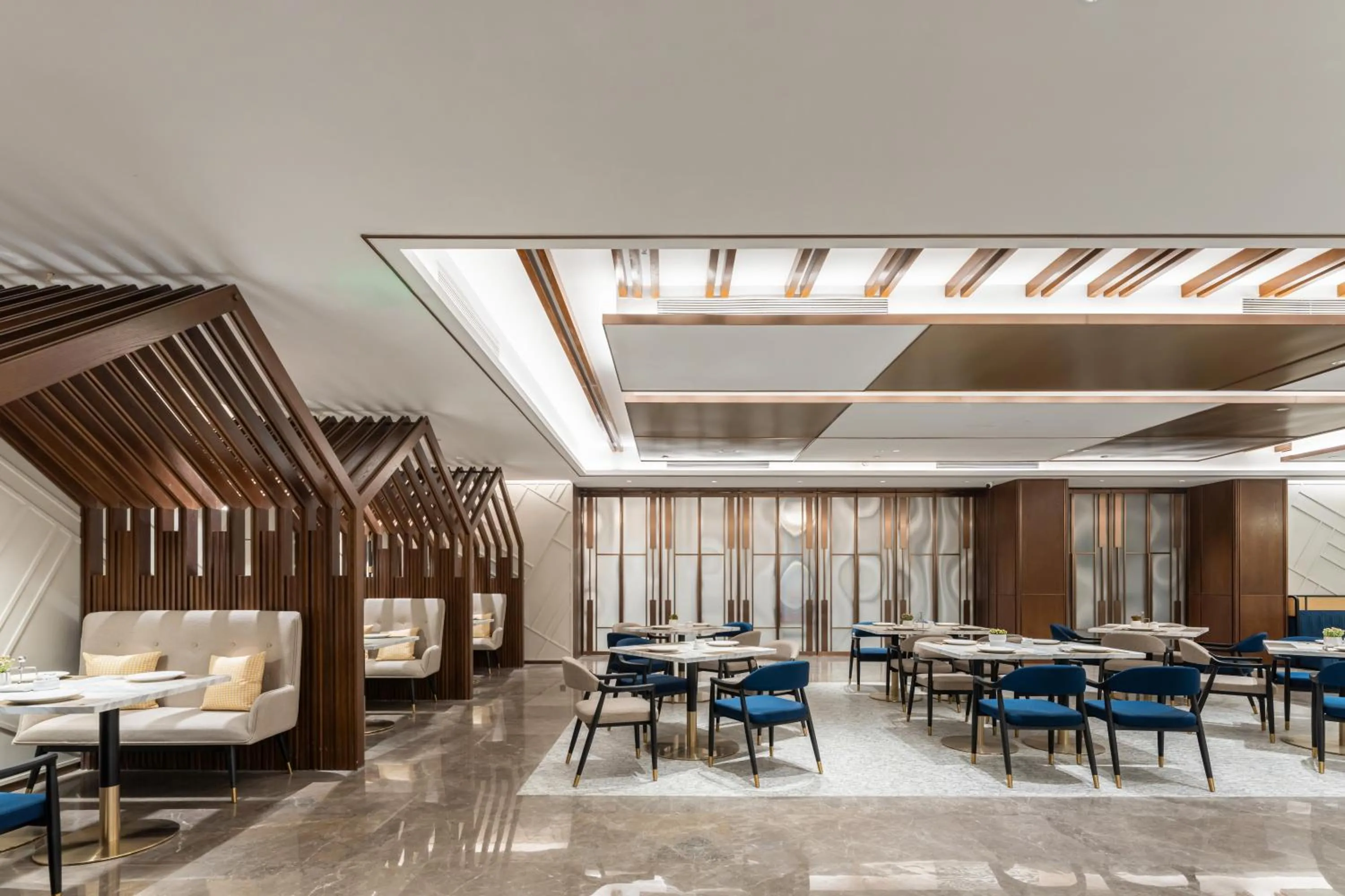 Restaurant/places to eat in Hilton Garden Inn Huzhou High-Speed Railway Station