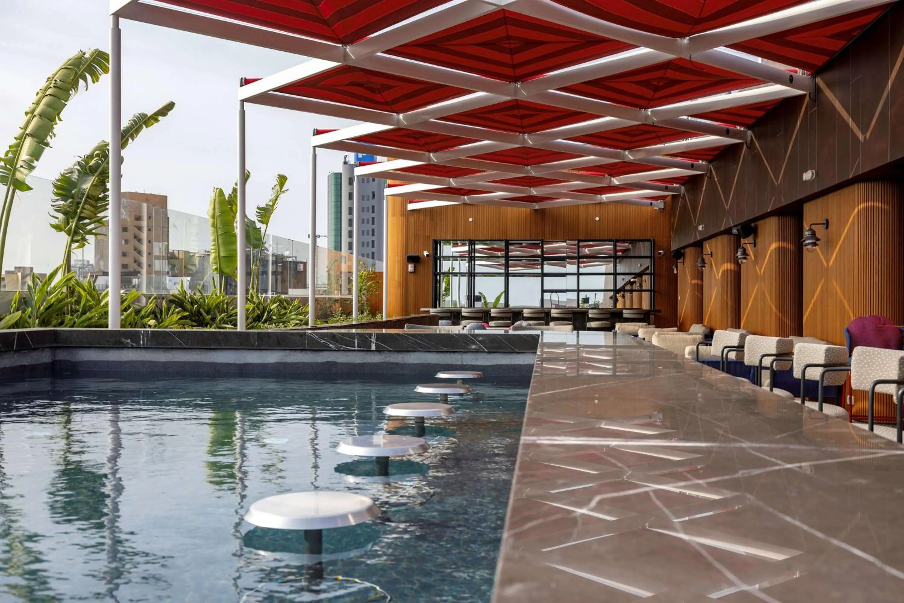 Restaurant/places to eat in Doubletree By Hilton Lima San Isidro