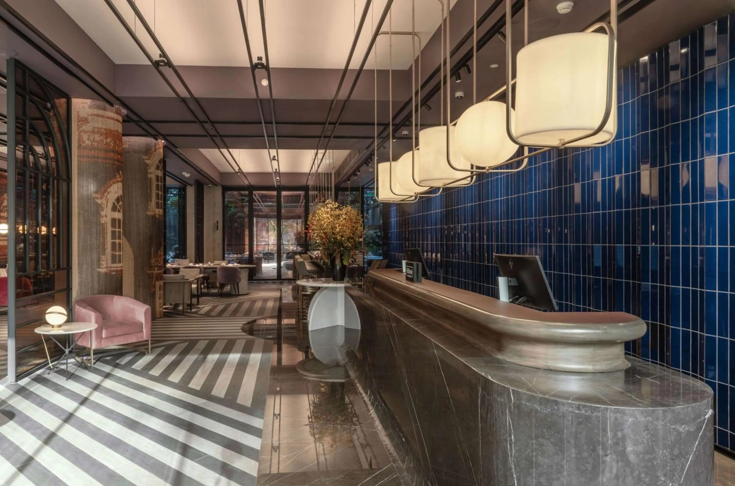 Lobby or reception in Doubletree By Hilton Lima San Isidro