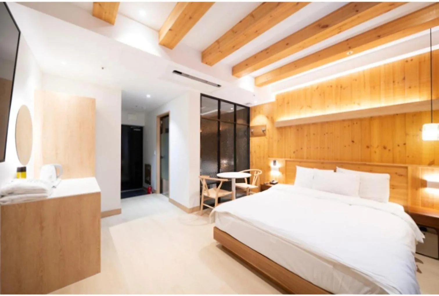 Deluxe Double Room in BrownDot Hotel Bong-Duk