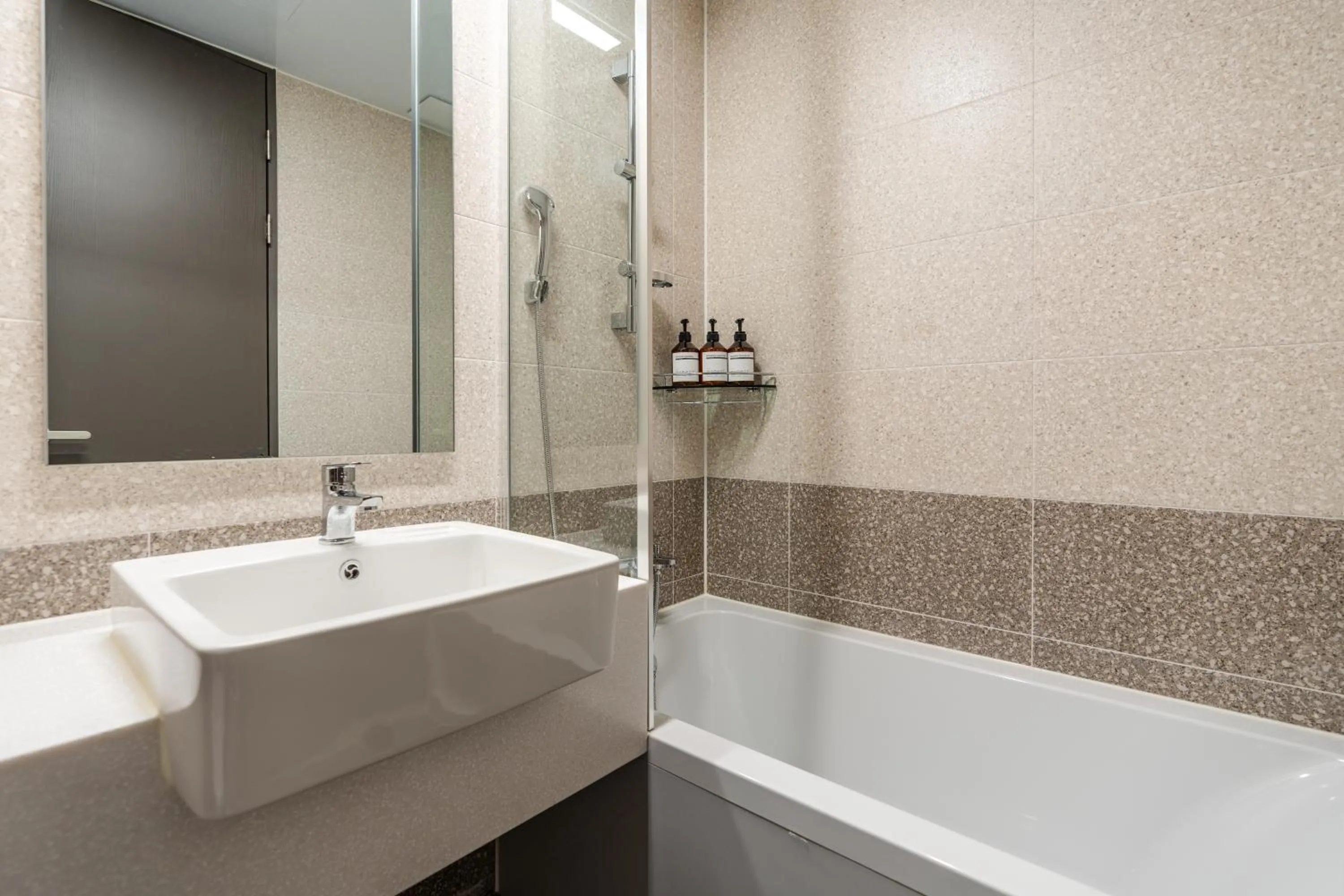 Shower in Radiant Nampo Hotel