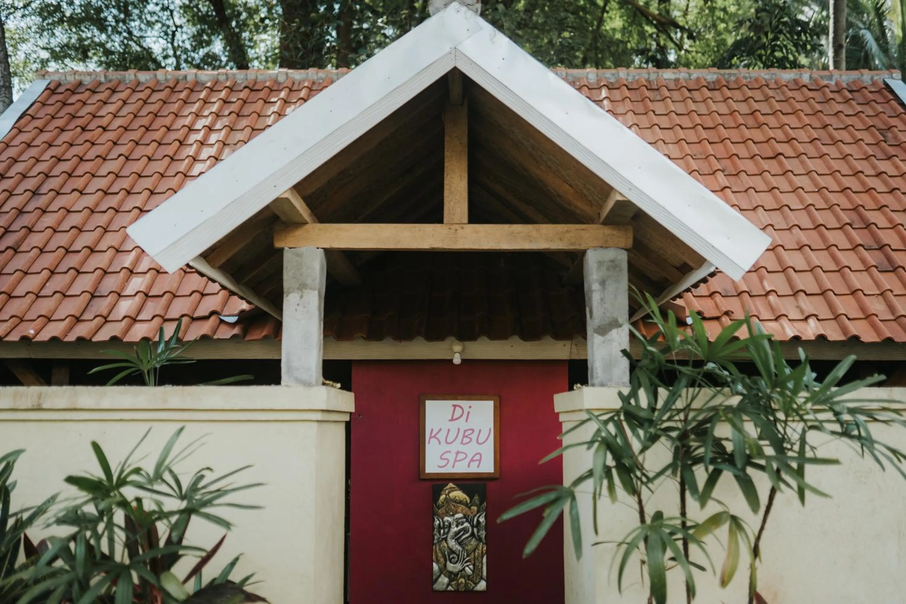 Spa and wellness centre/facilities in ALOKA BAHARI Villas