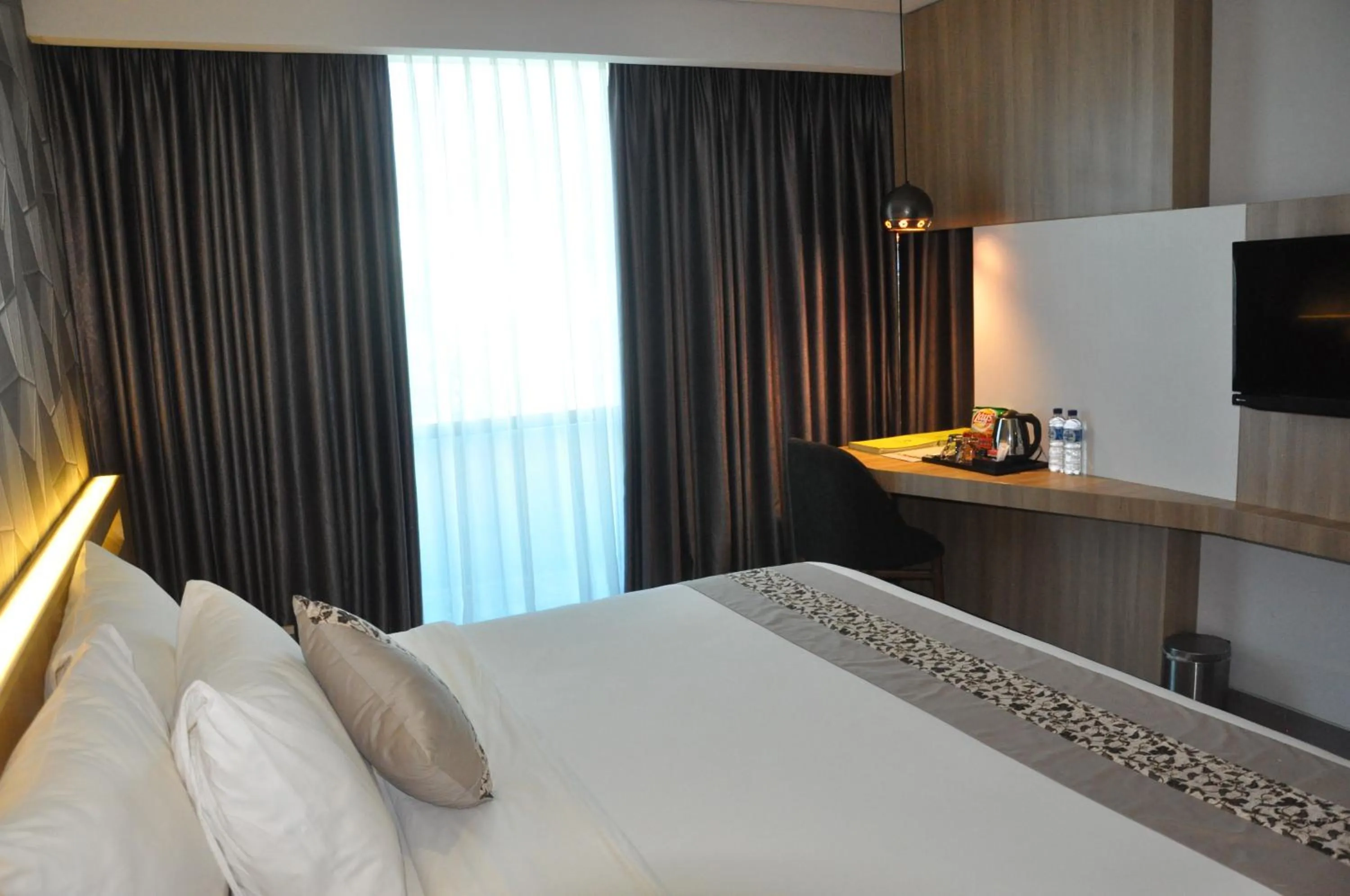 Bedroom, Bed in Sala View Hotel