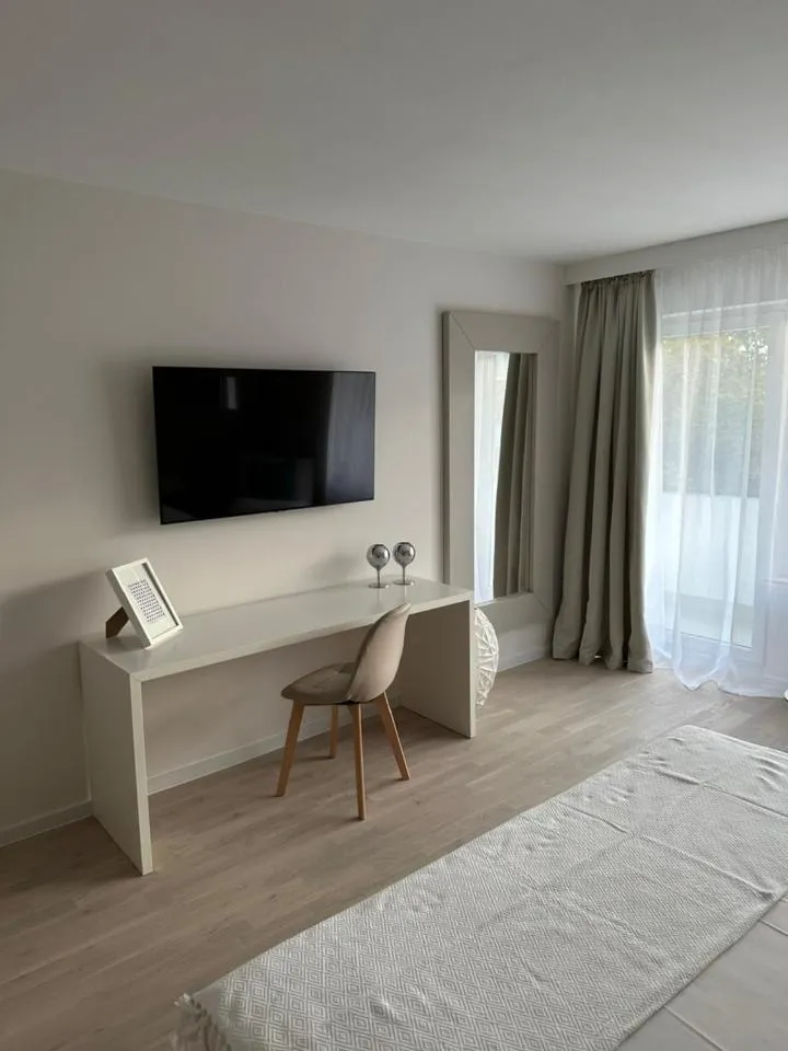 Photo of the whole room, Bed in Livingroom Mathildenhöhe