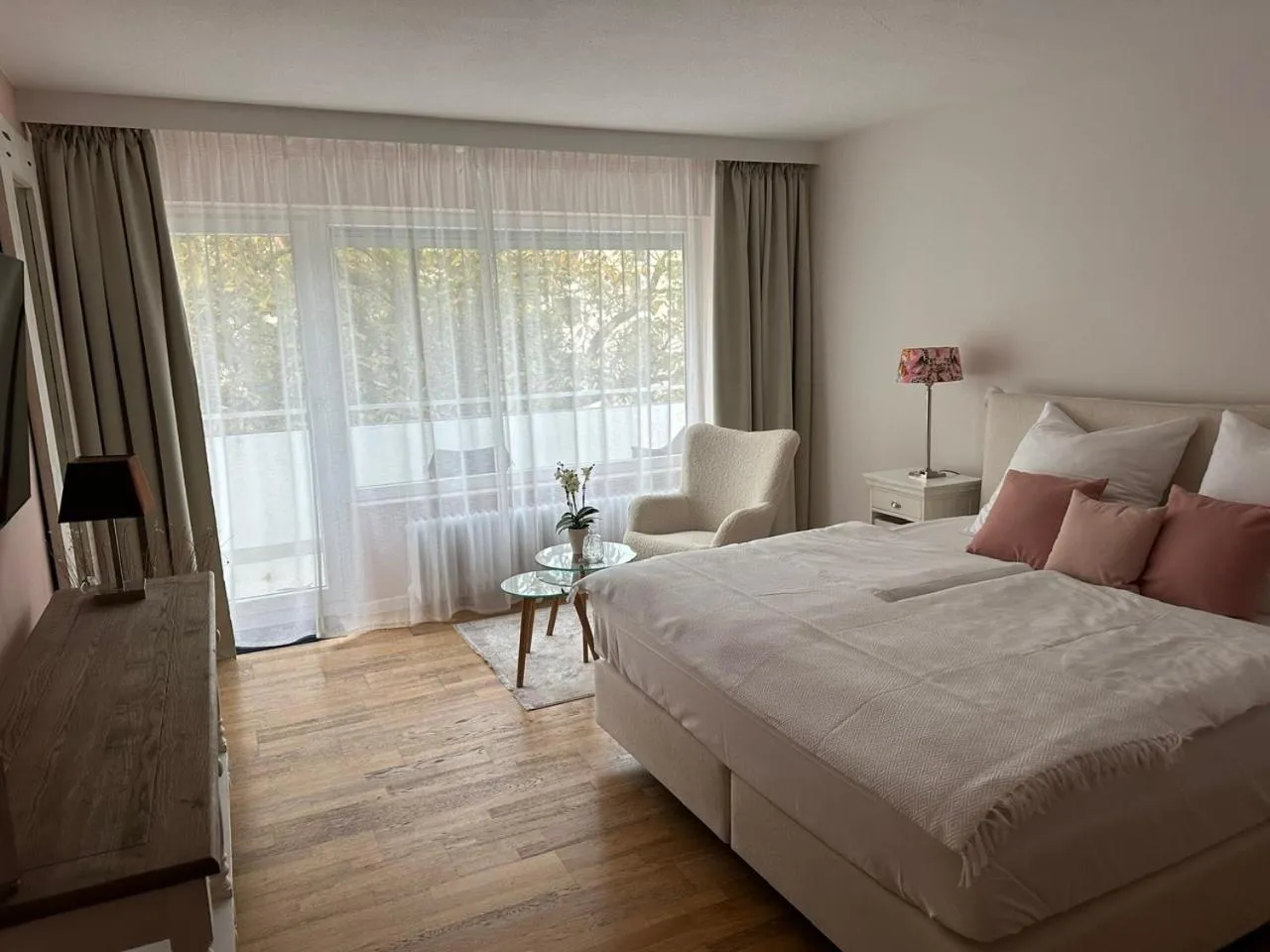 Living room, Bed in Livingroom Mathildenhöhe