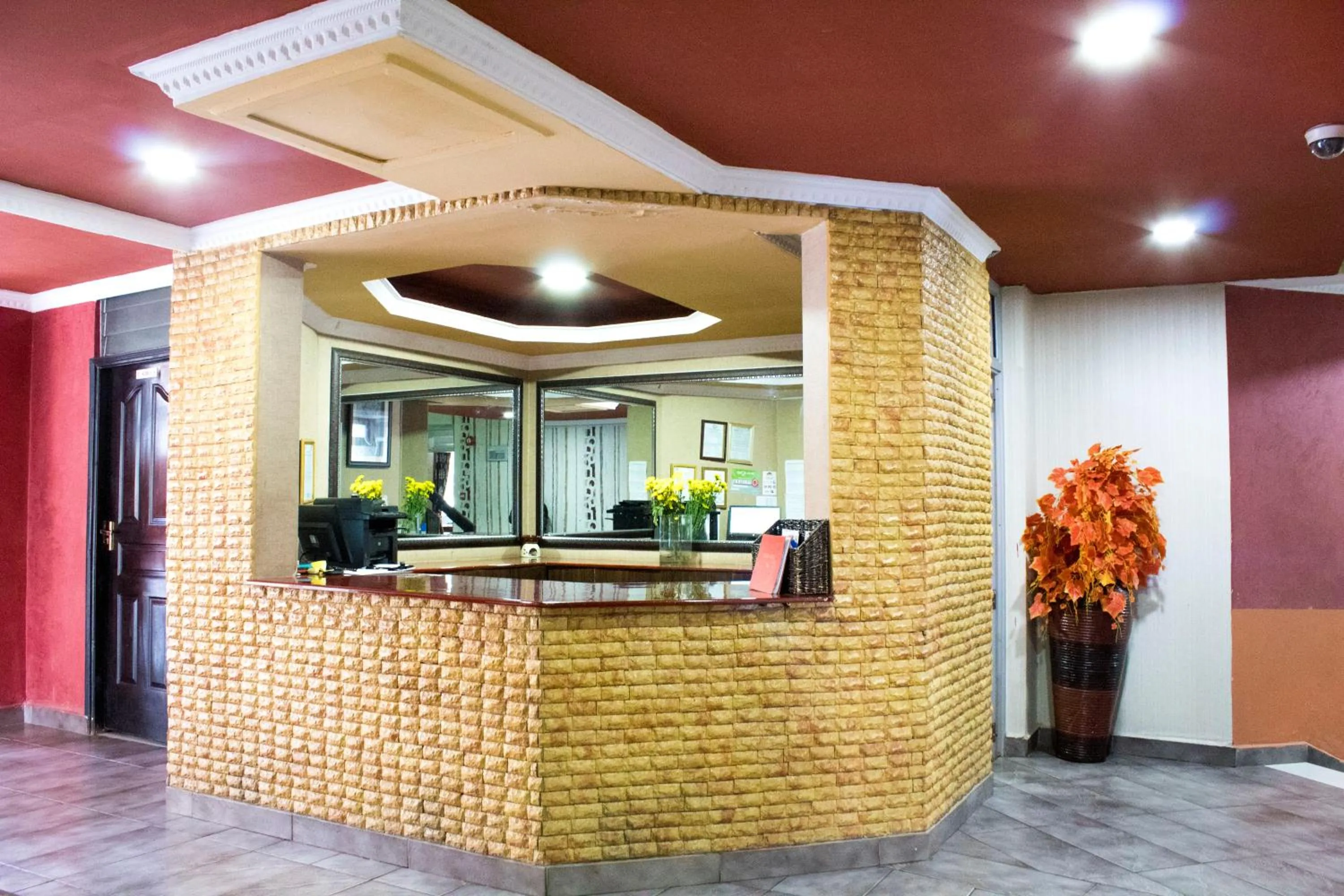 Lobby or reception in Hadassah Hotel