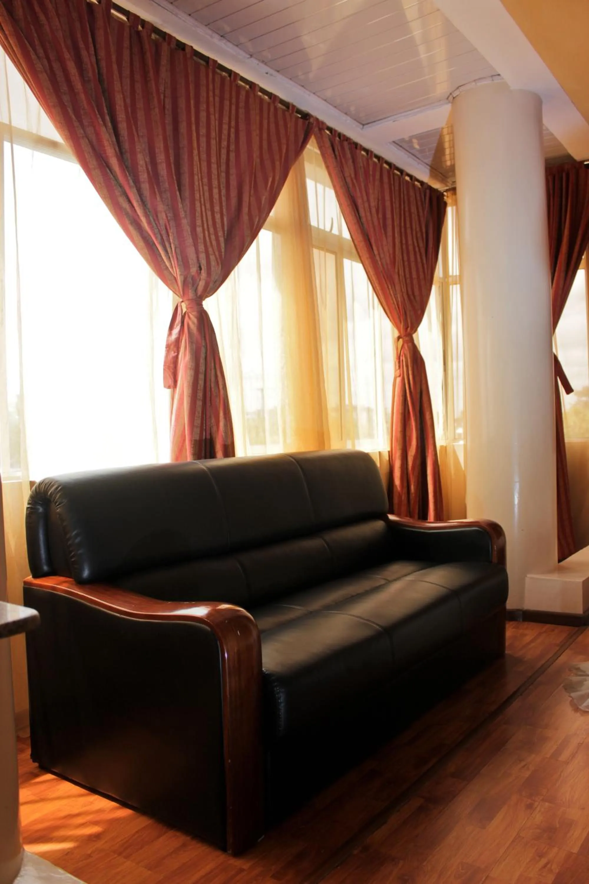 Bedroom in Pearl Palace Hotel