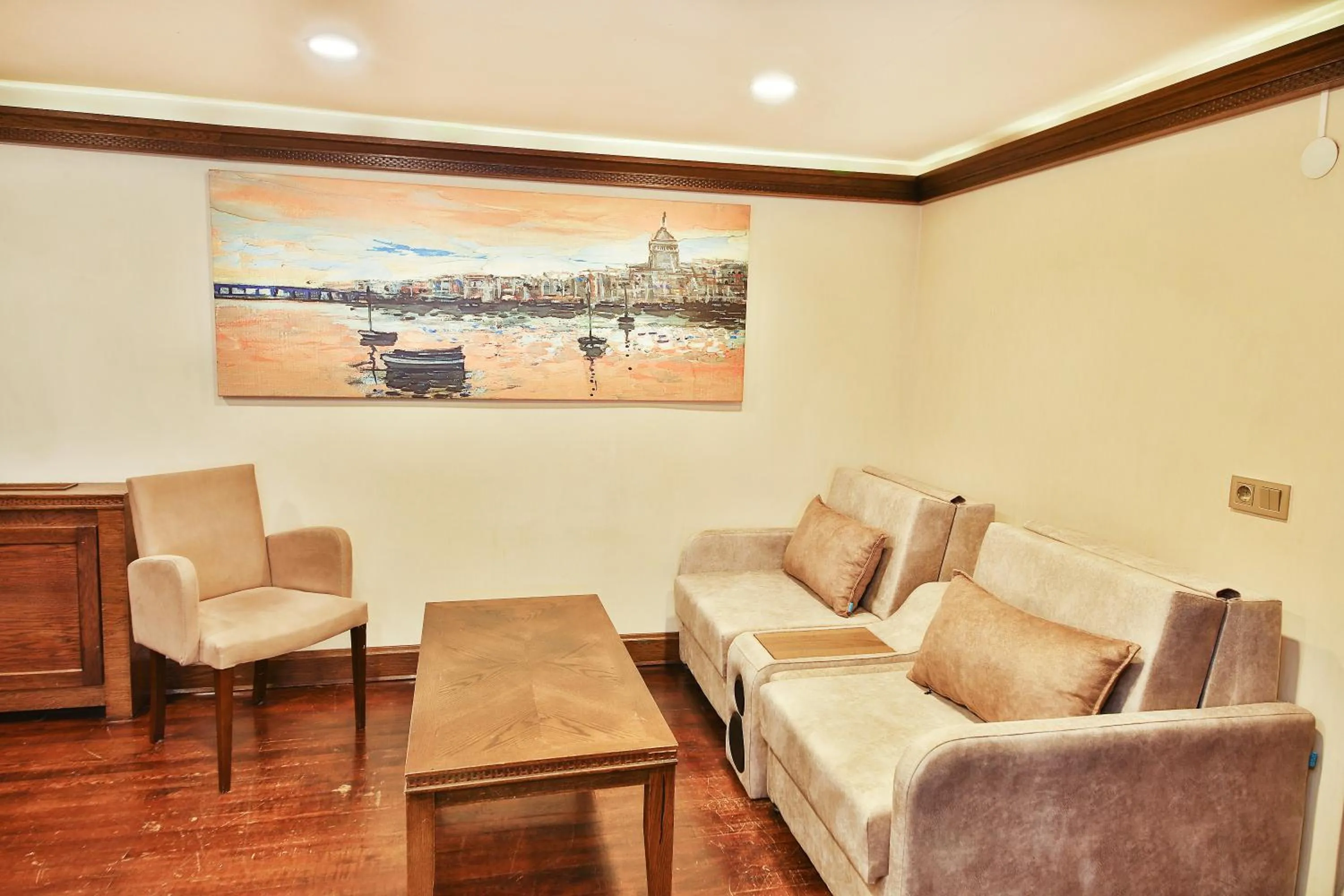 Living room in Kumluk Konak Hotel
