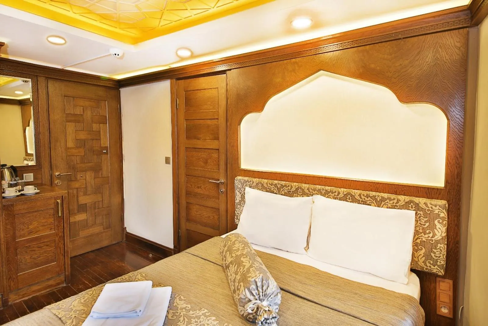 Decorative detail, Bed in Kumluk Konak Hotel