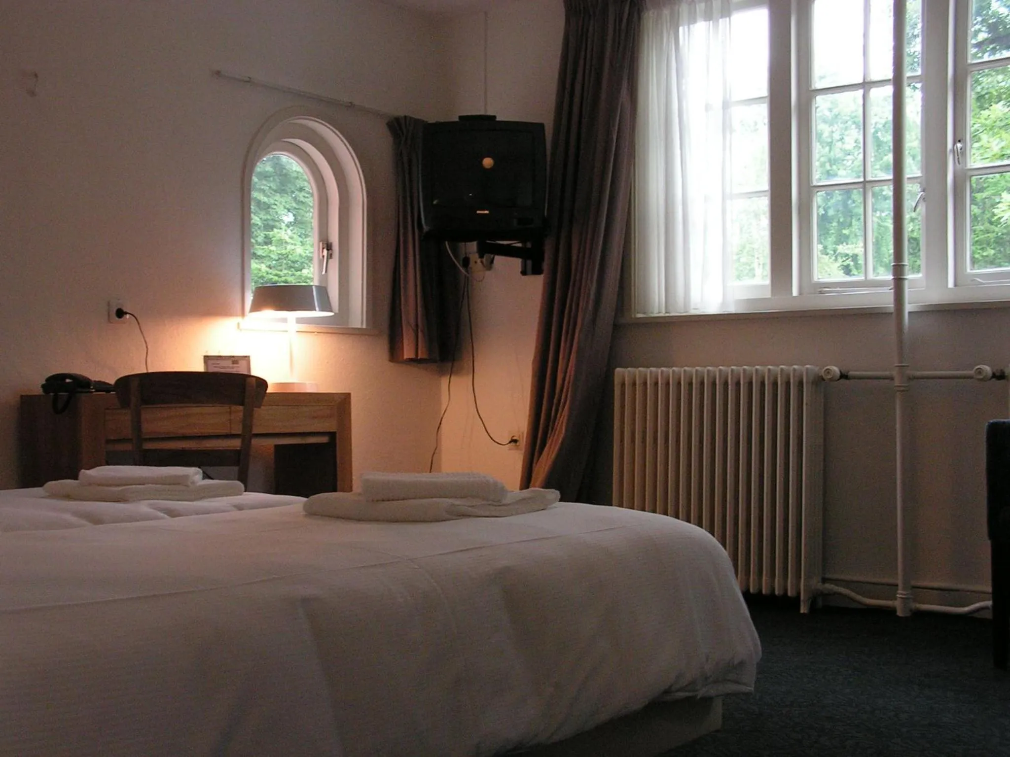 Bedroom, Bed in Hotel & Restaurant Wildthout