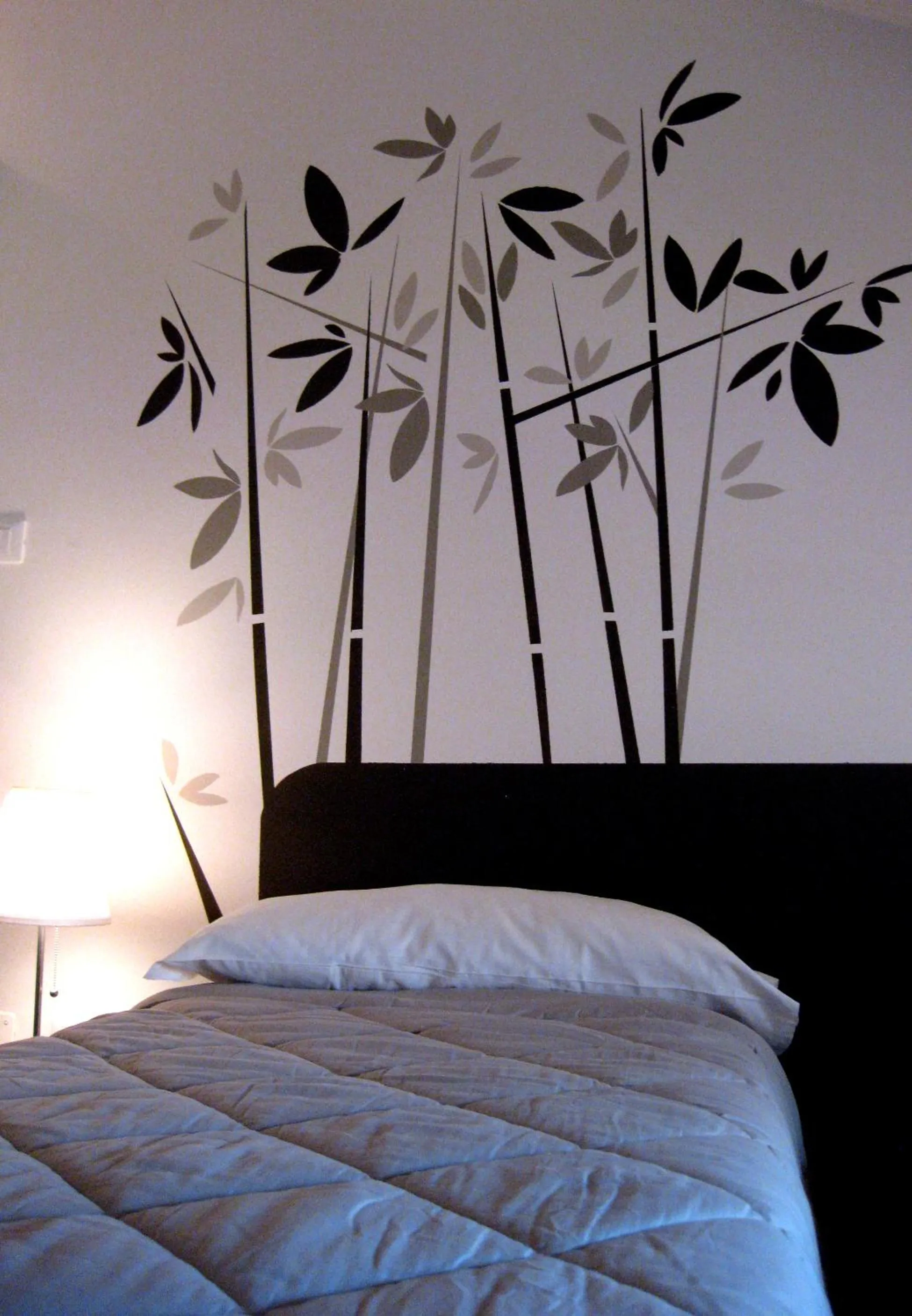 Decorative detail, Bed in Low Cost Ferrara