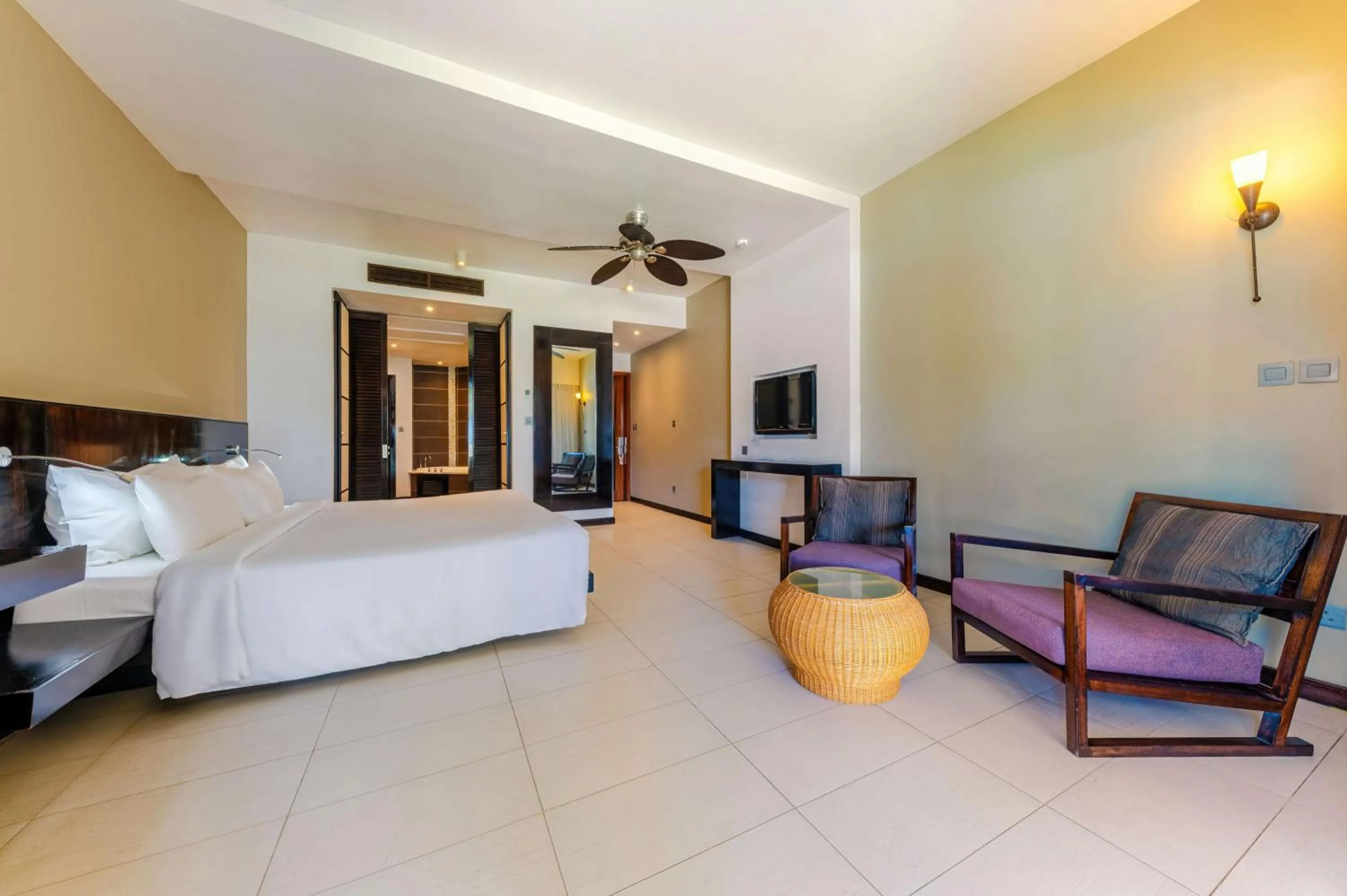 Bedroom, Bed in Crystals Beach Resort Belle Mare, a member of Radisson Individuals