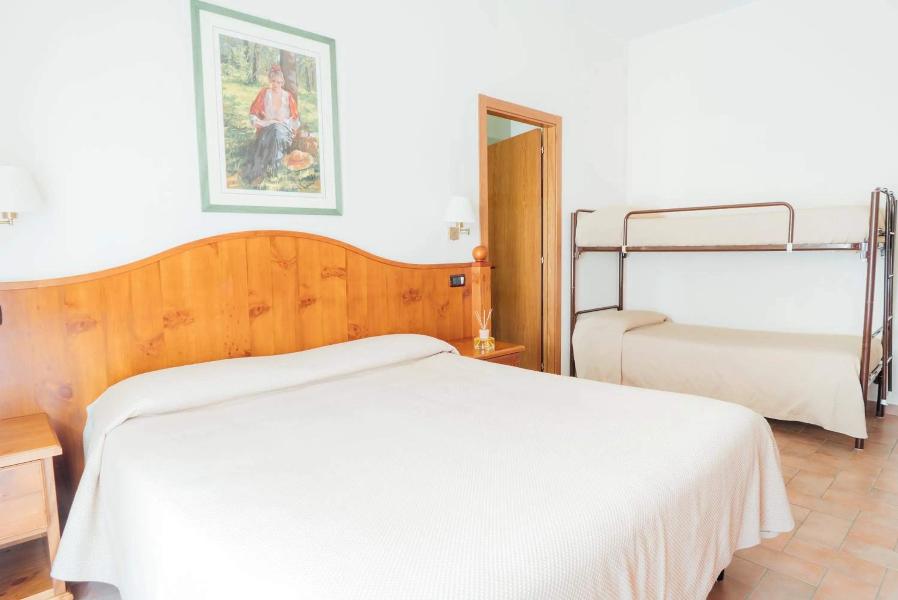 Bed in Country Club Sport