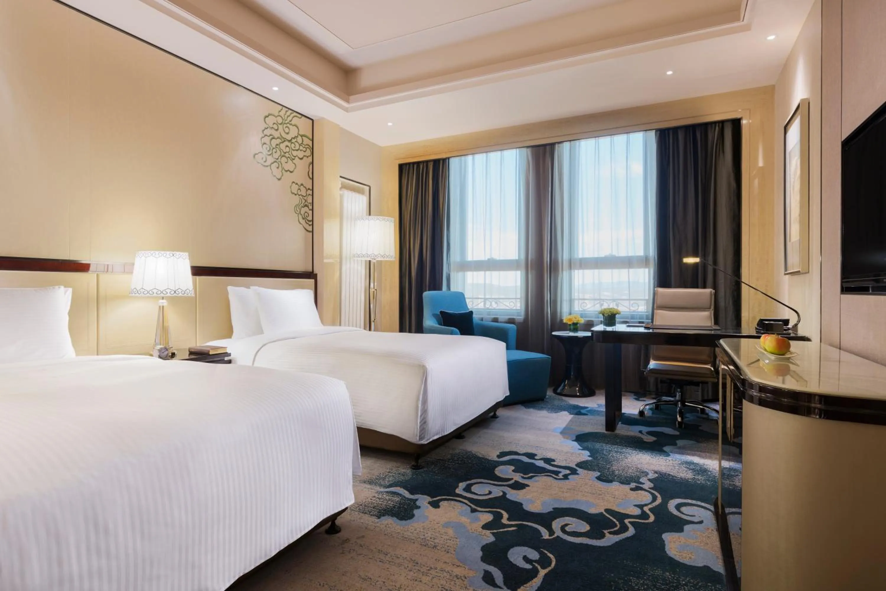 Photo of the whole room, Bed in Wanda Realm Chifeng Hotel