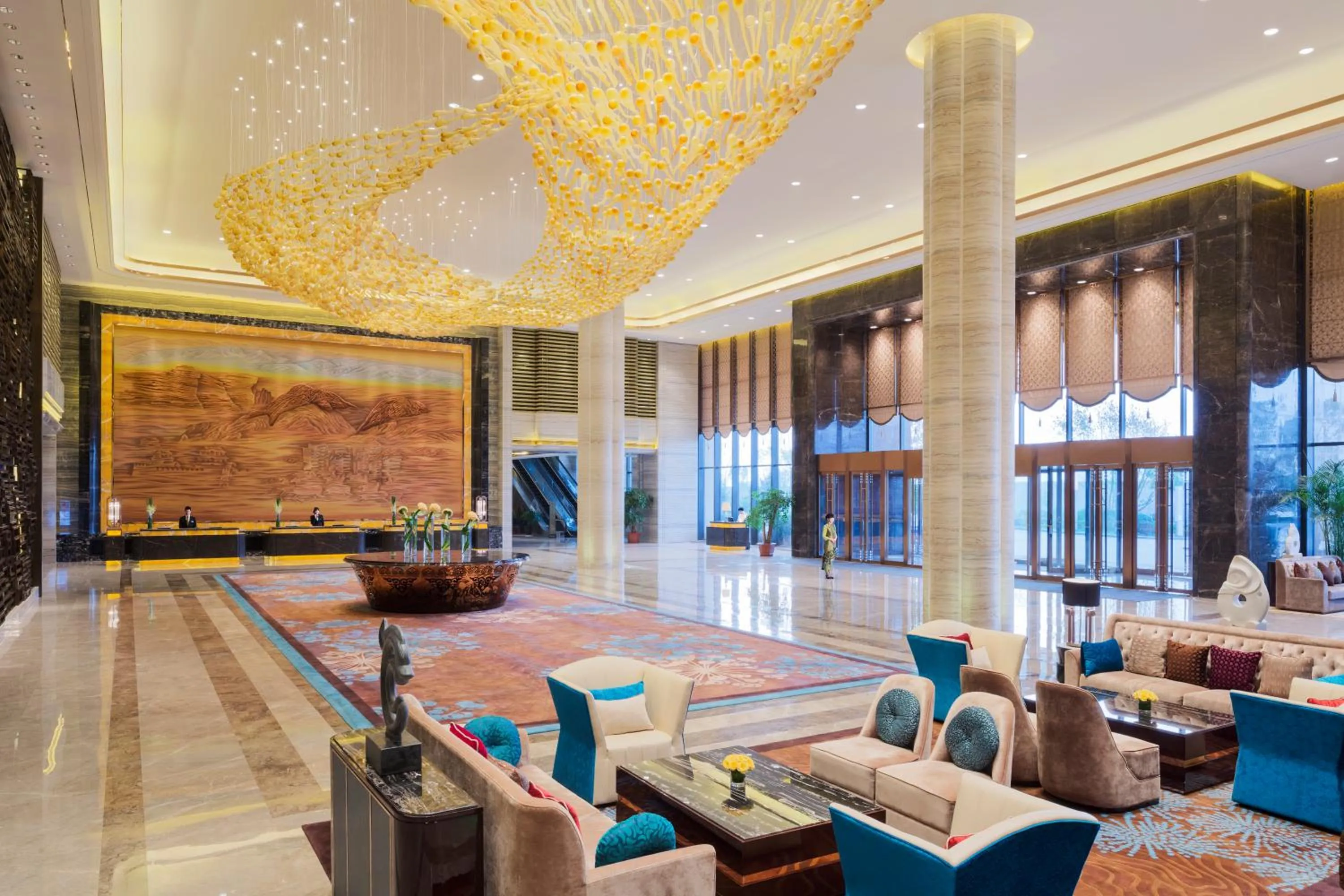 Lobby or reception in Wanda Realm Chifeng Hotel