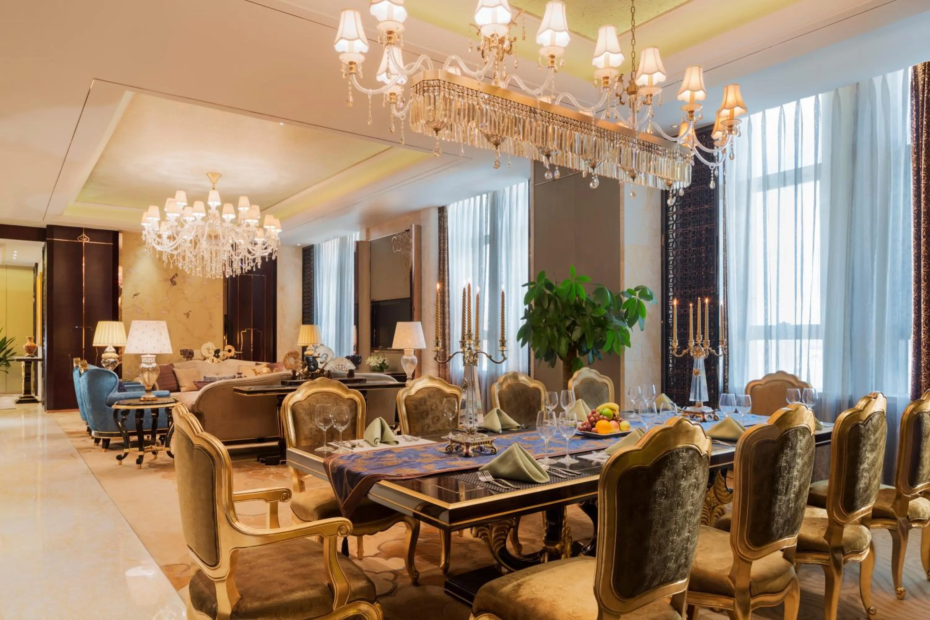 Restaurant/places to eat in Wanda Realm Chifeng Hotel