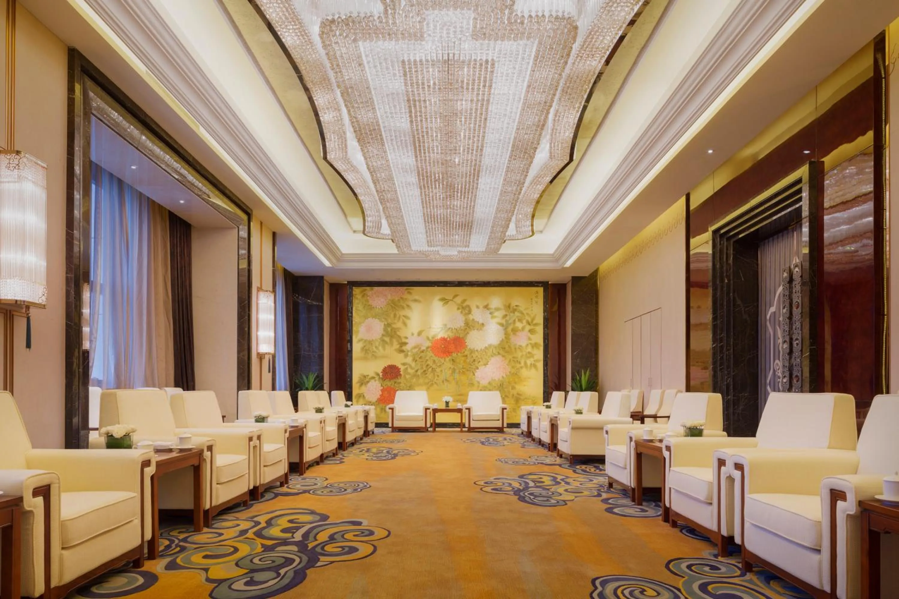 Business facilities in Wanda Realm Chifeng Hotel