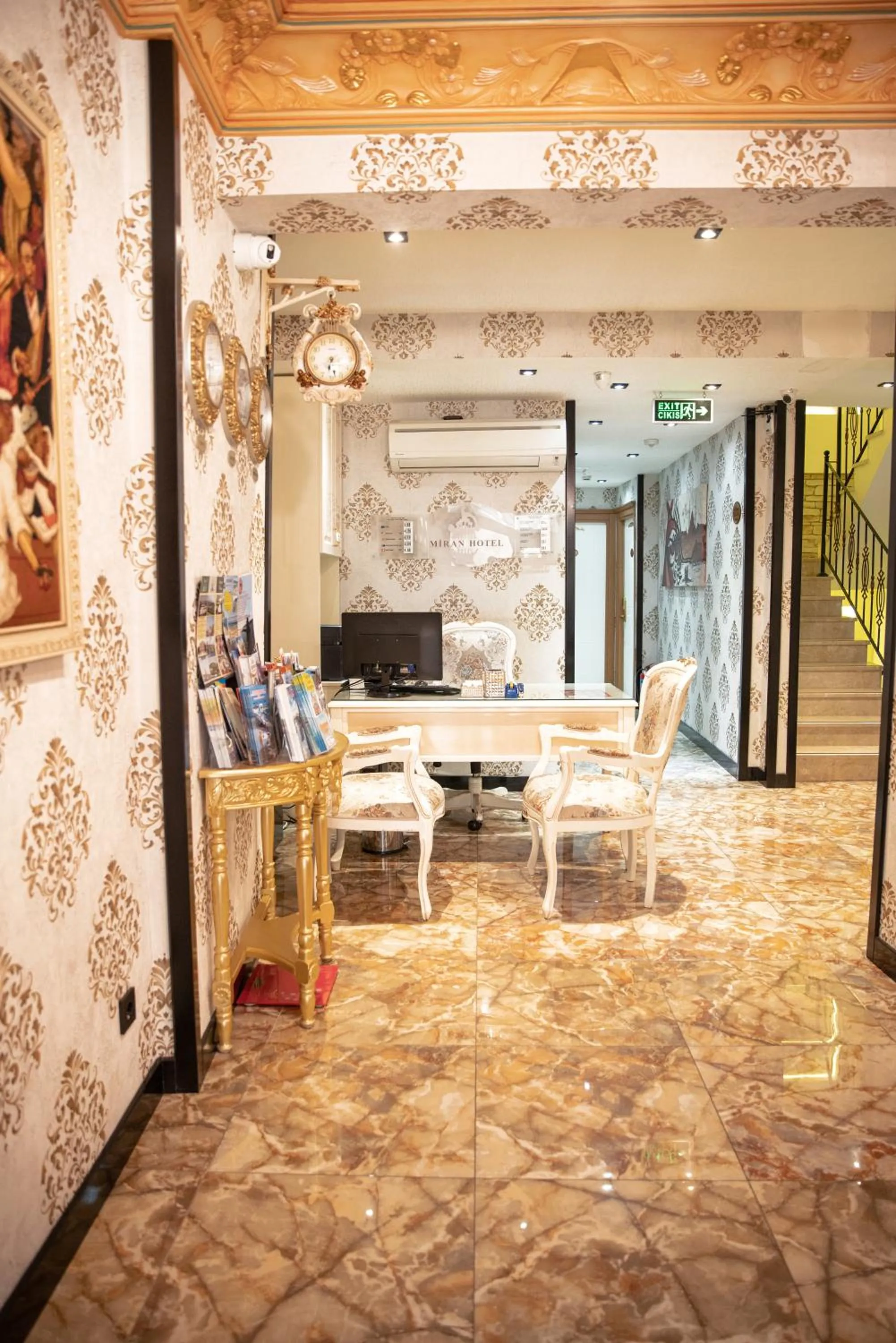 Lobby or reception in Miran Hotel