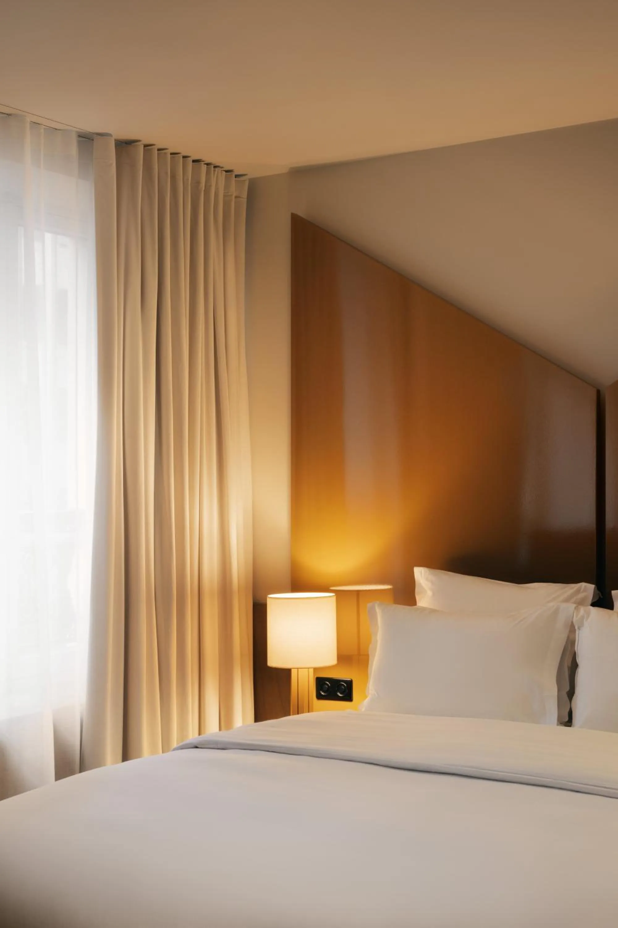 Bedroom, Bed in Edgar Suites - Bouchardon