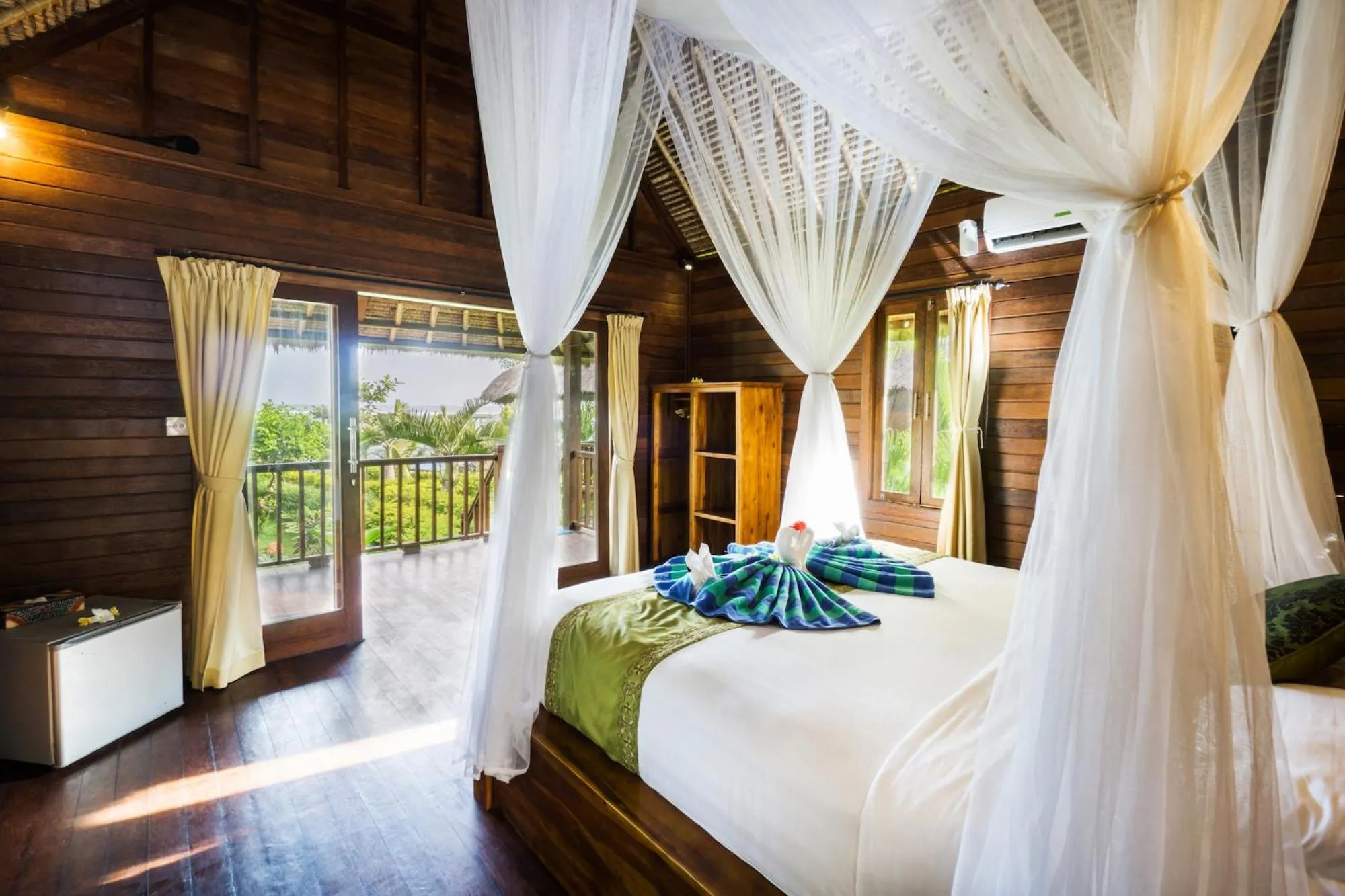 Bed in Laguna Reef Huts