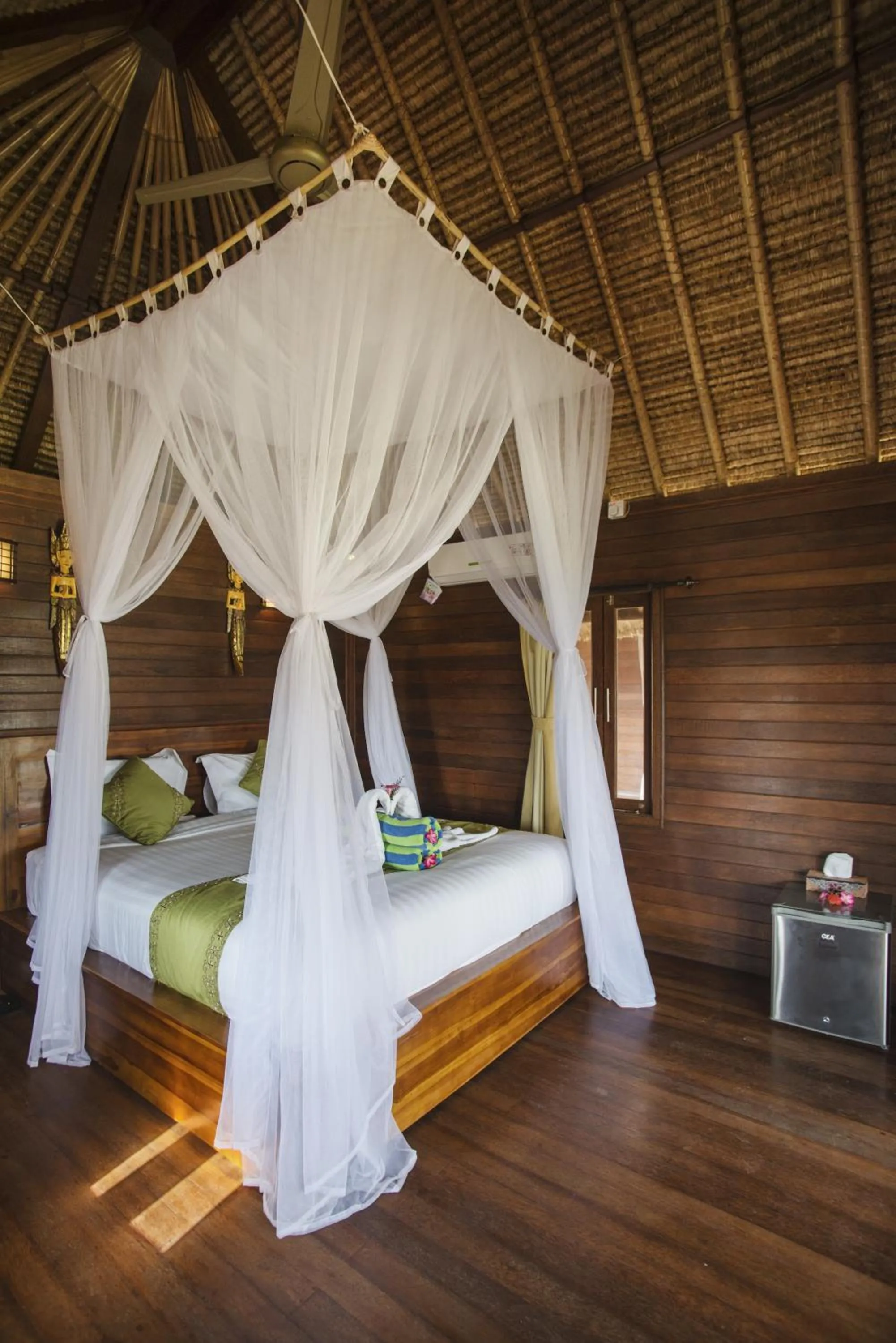 Bedroom, Bed in Laguna Reef Huts