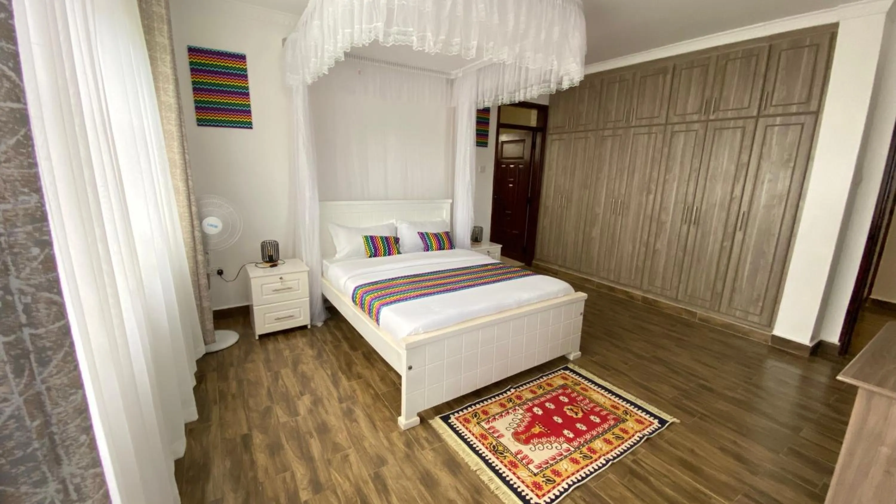 Bedroom, Bed in Nimaro Courts