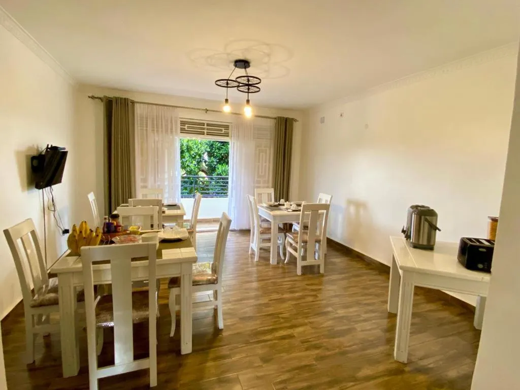 Coffee/tea facilities in Nimaro Courts