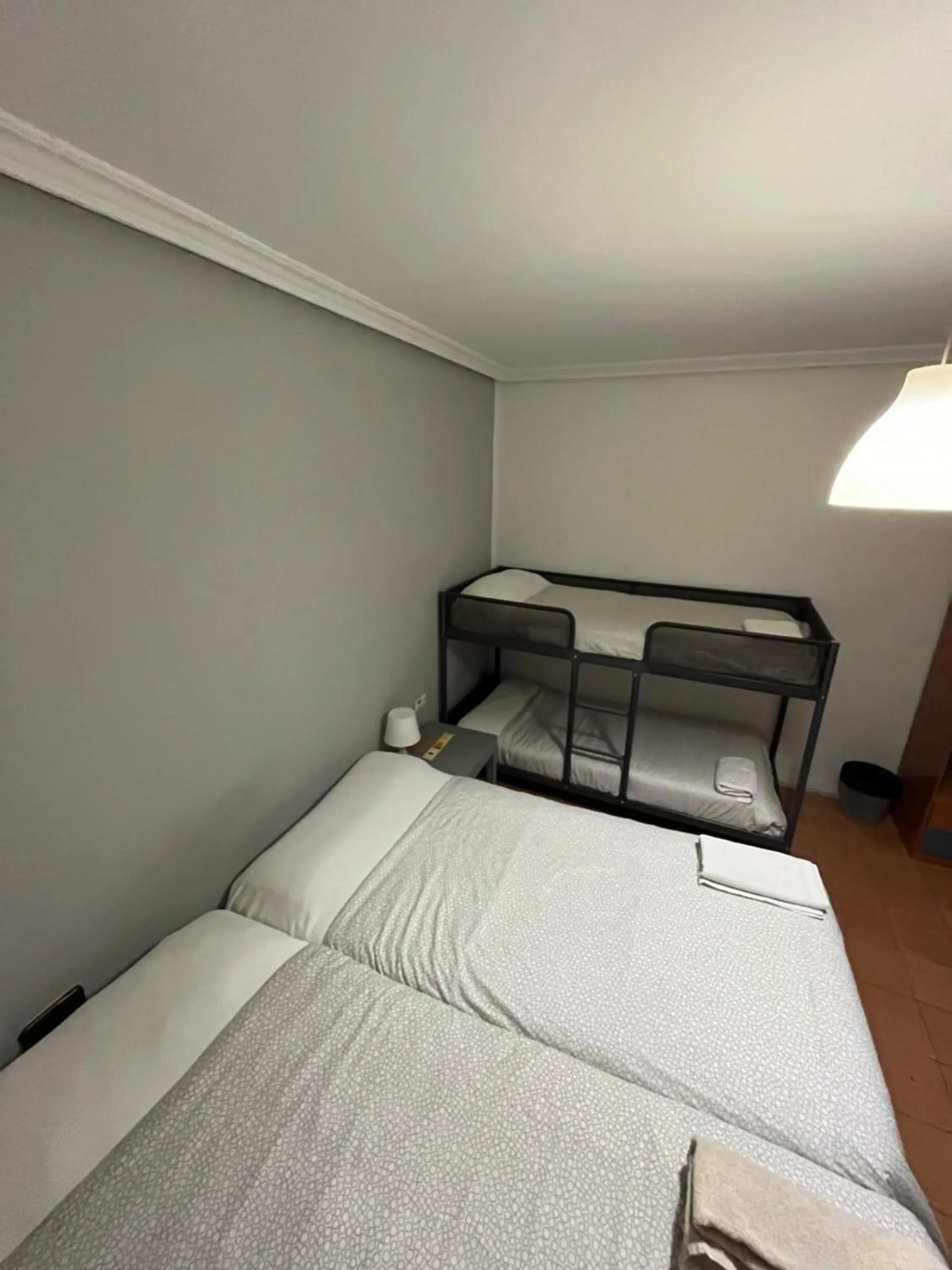 Bedroom, Bed in Roomin Hostel