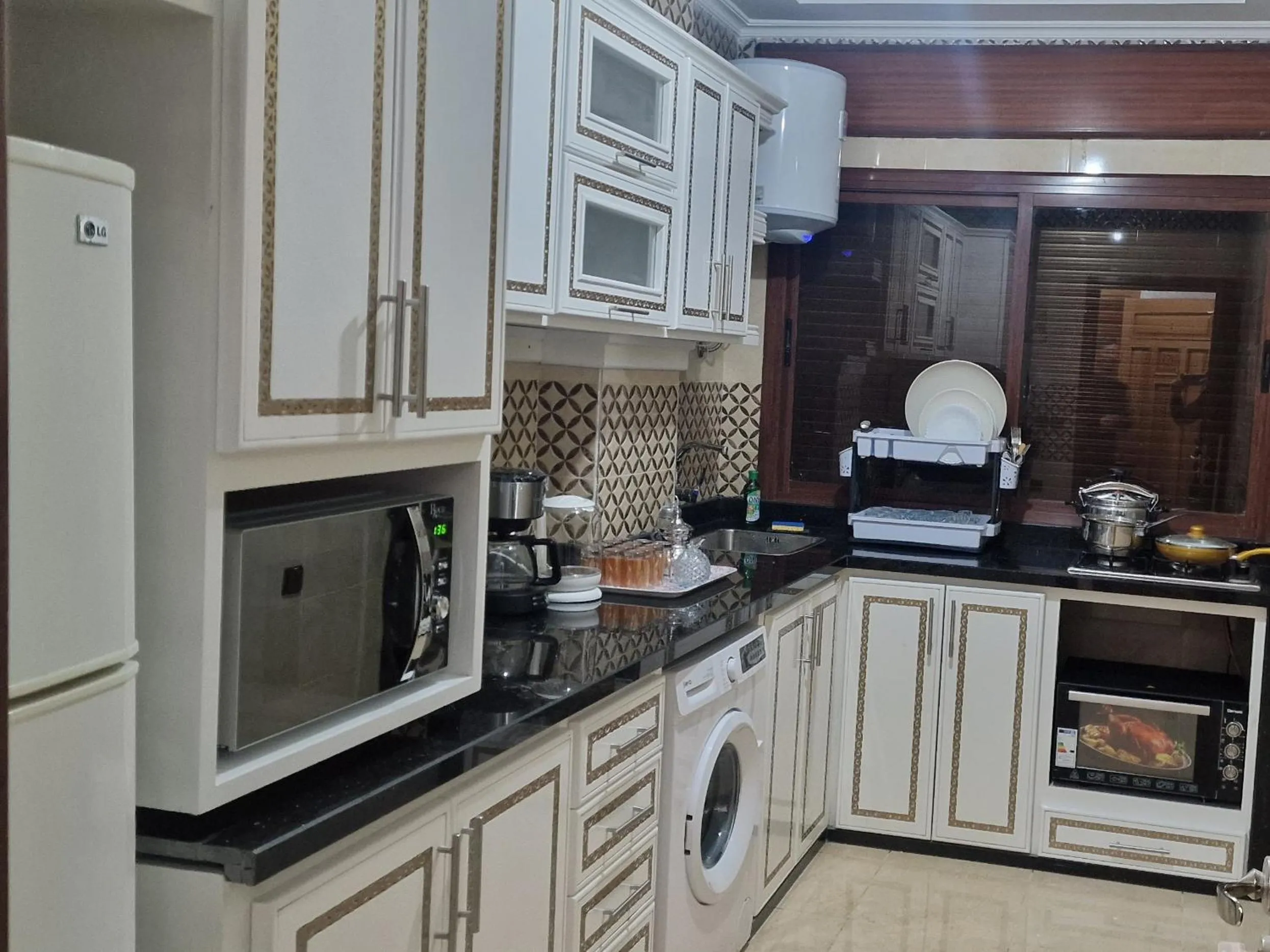 Coffee/tea facilities in Résidence MIMOUNA FAMILY