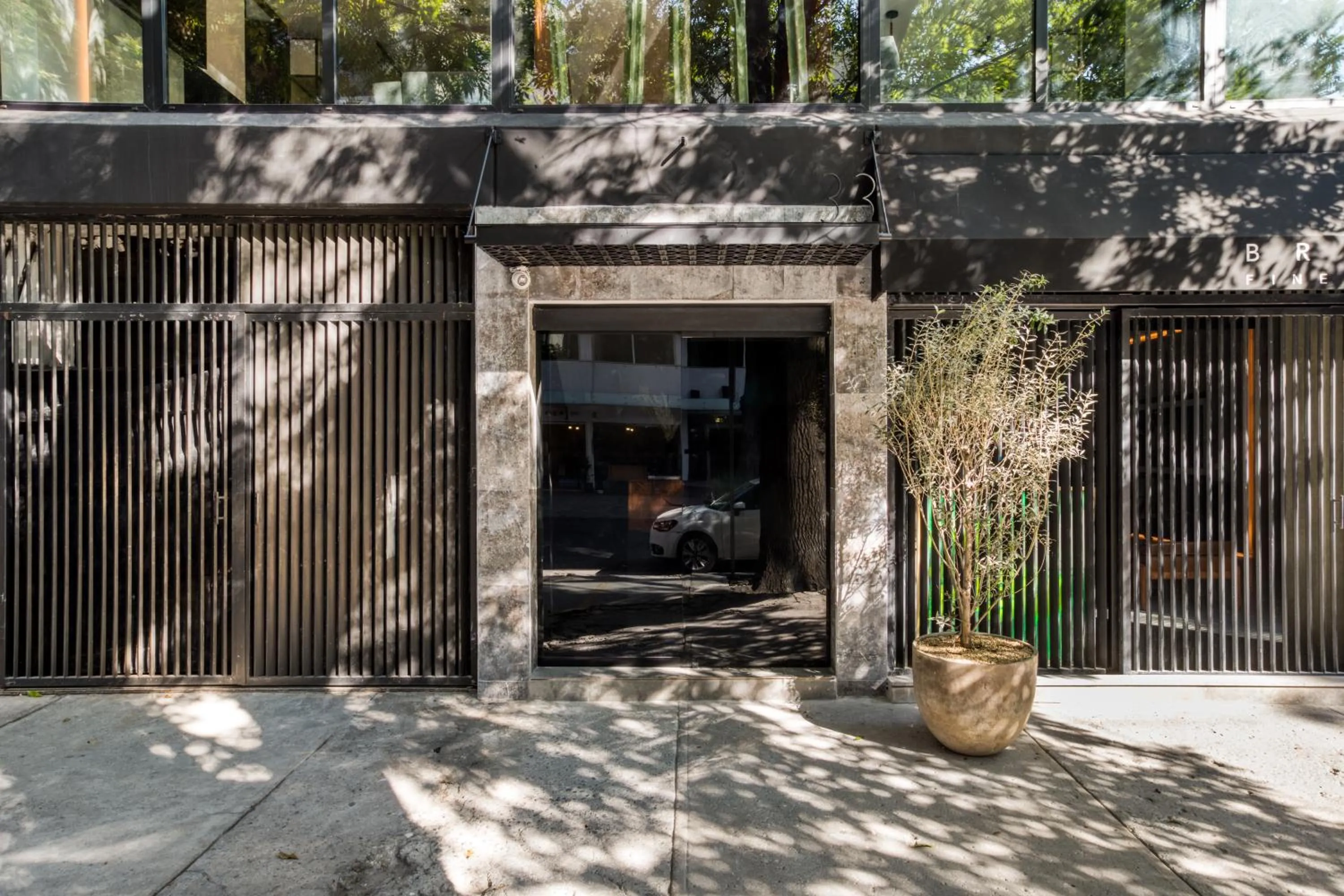 Facade/entrance in ULIV Park Polanco