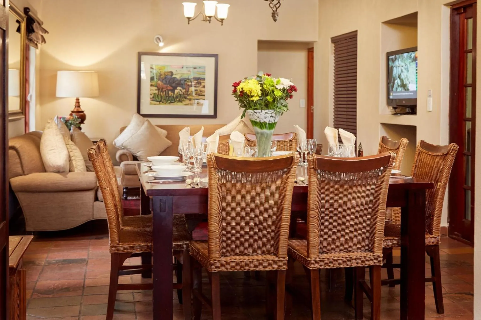 TV and multimedia in First Group Magalies Park