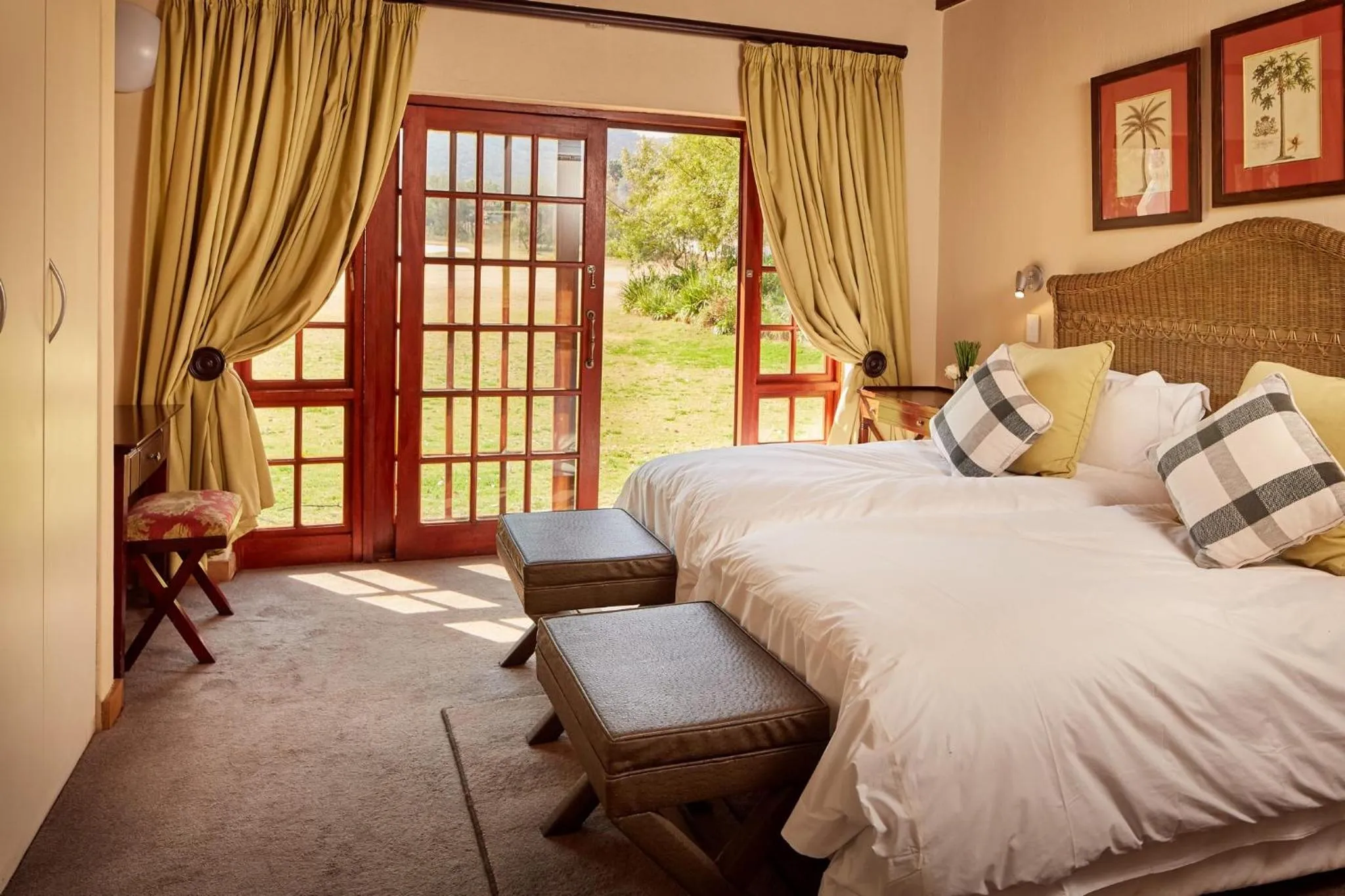 Bed in First Group Magalies Park