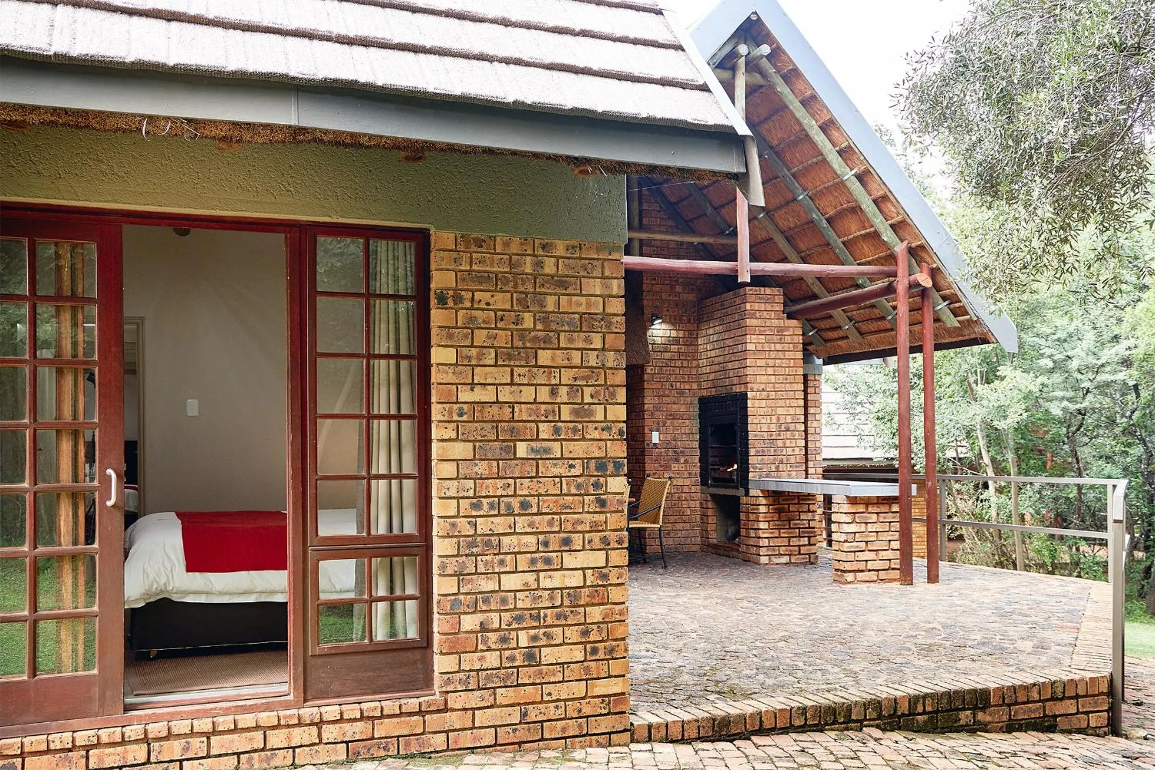 Patio in First Group Magalies Park