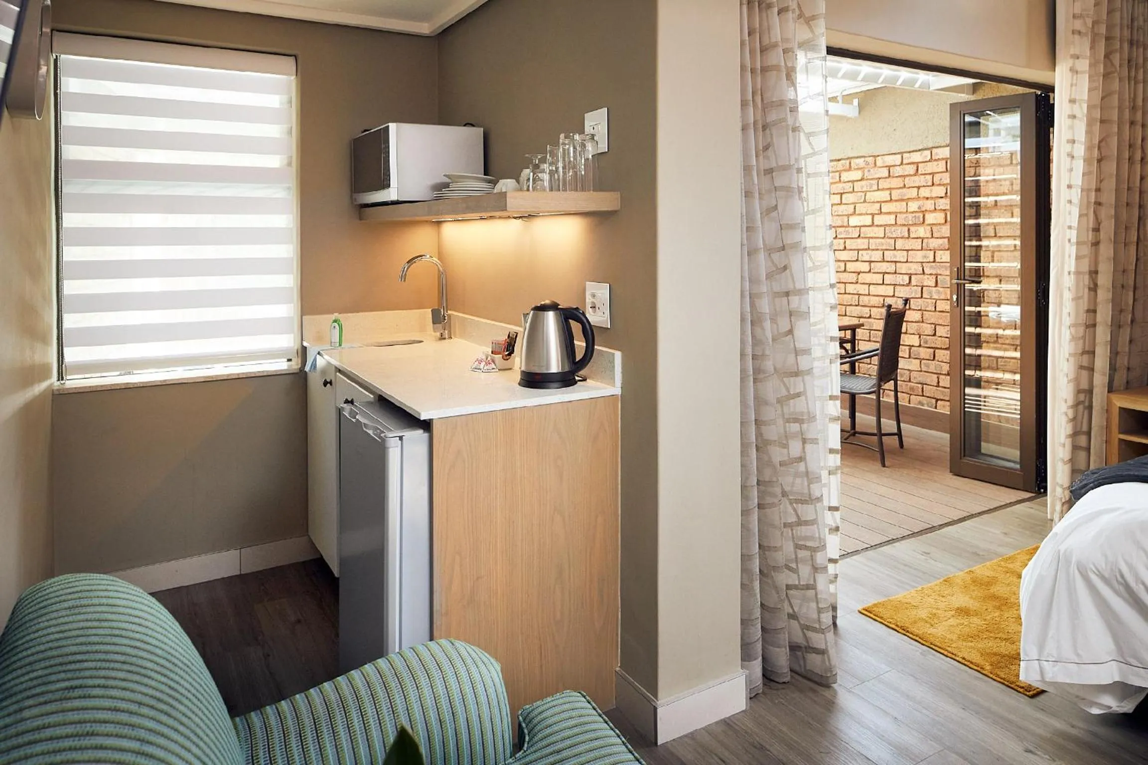 Coffee/tea facilities, Bed in First Group Magalies Park