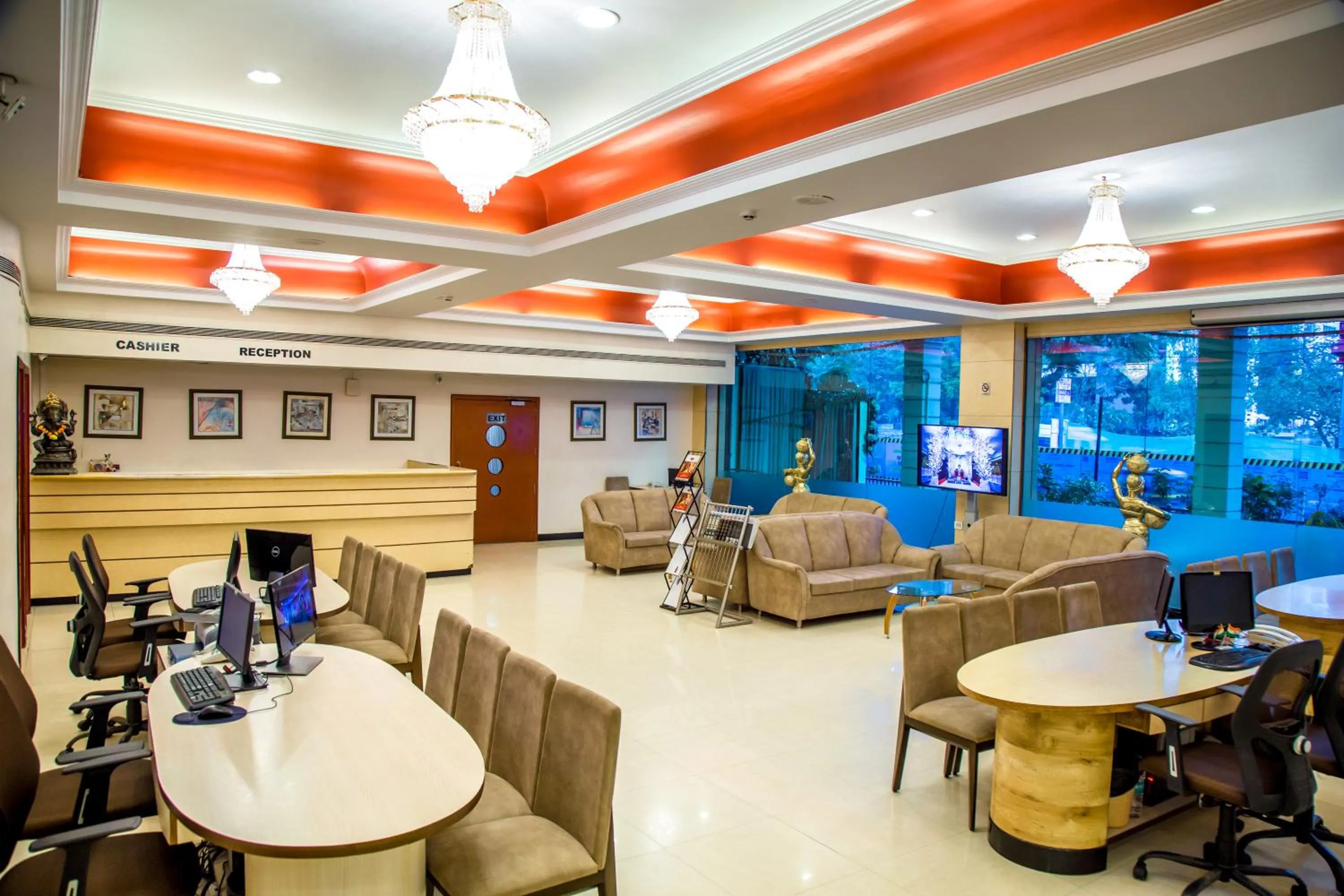 Lobby or reception in Hotel Tip Top Plaza