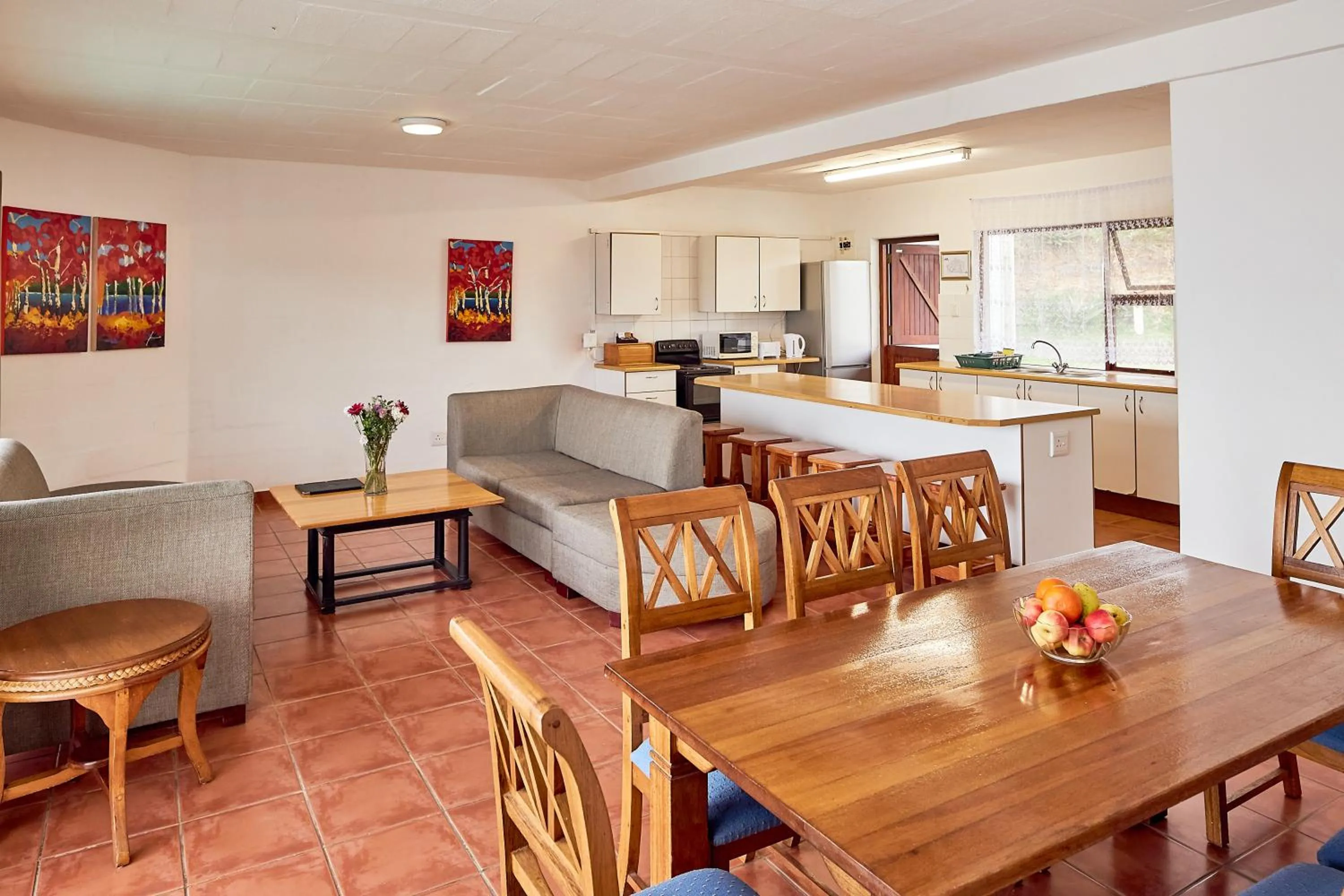 Kitchen or kitchenette in First Group Hole in the Wall