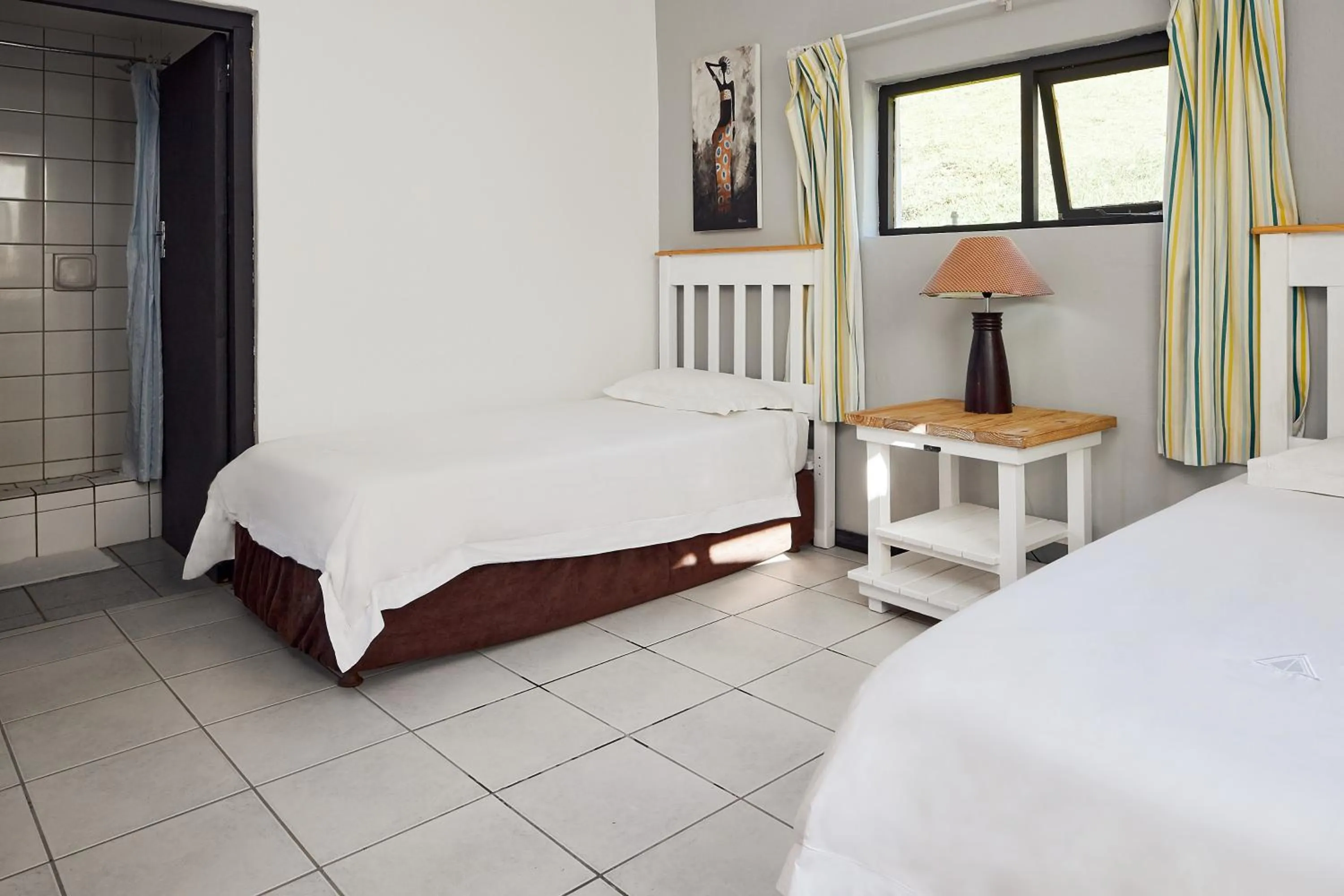 Bed in First Group Hole in the Wall