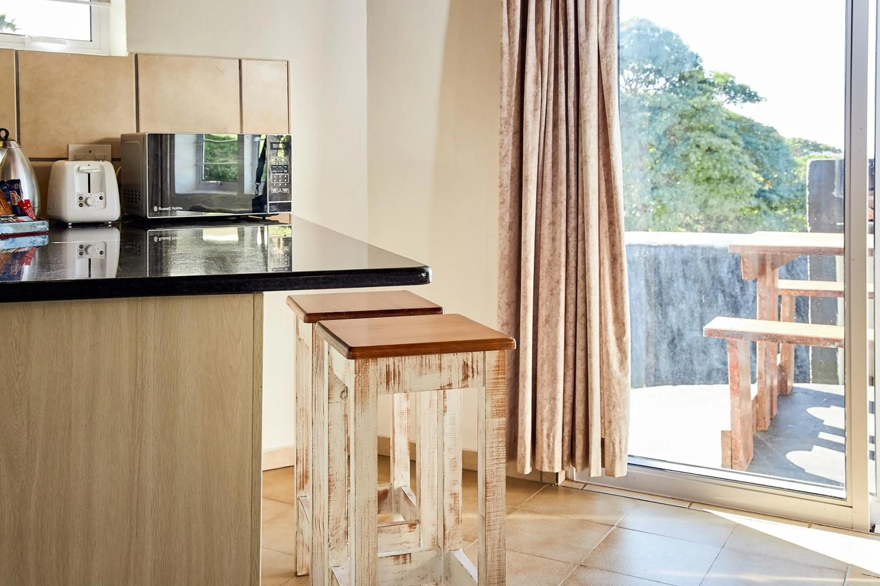 Kitchen or kitchenette in First Group Hole in the Wall