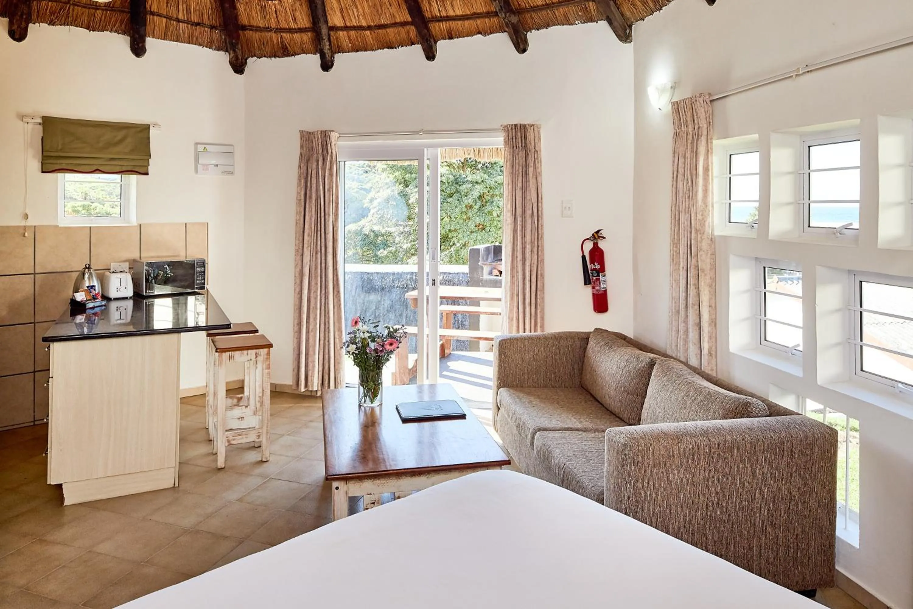 Coffee/tea facilities, Bed in First Group Hole in the Wall