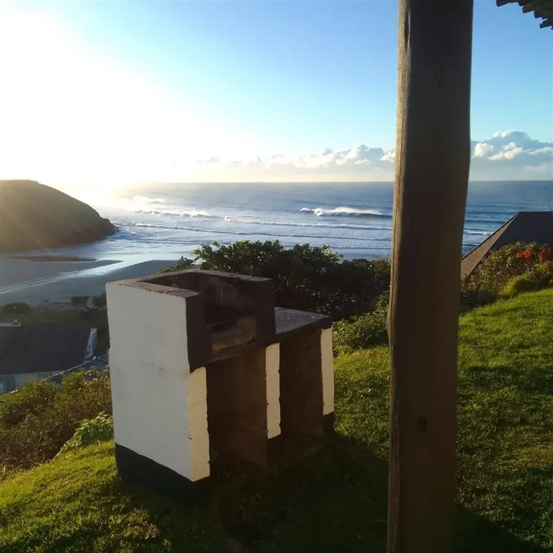 Day in First Group Hole in the Wall