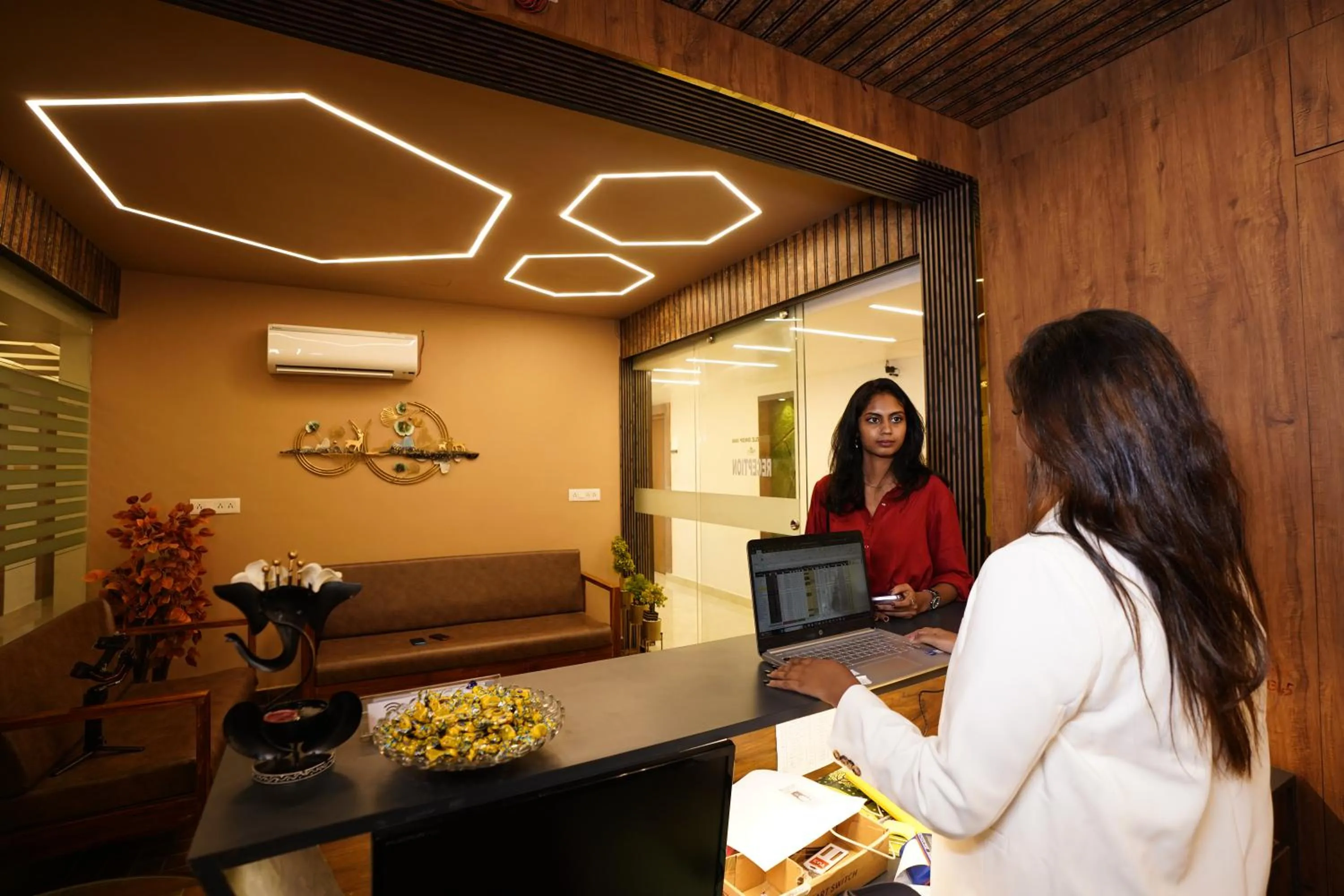 People in DrizzleDrop Inn Chennai