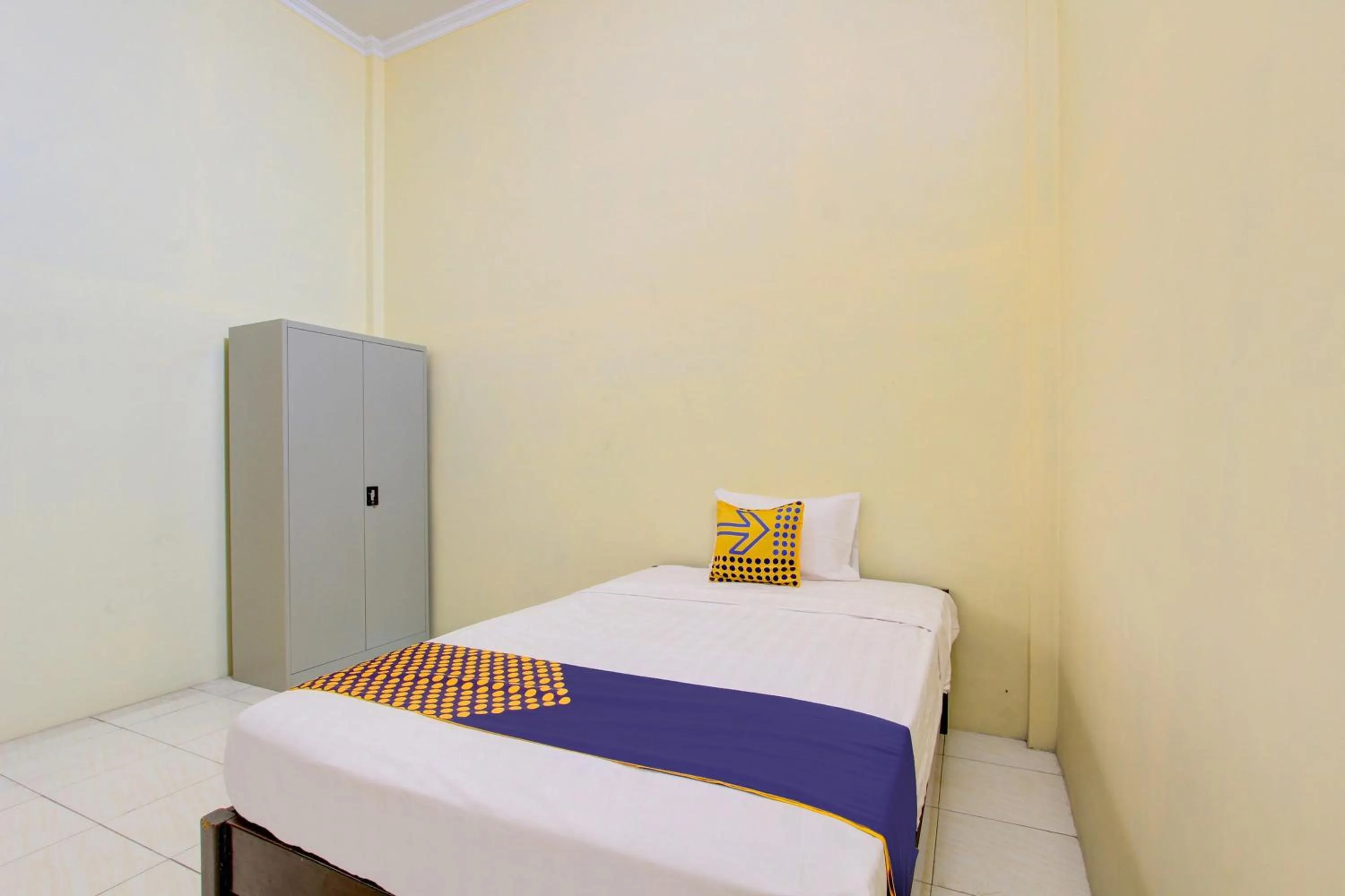 Bedroom, Bed in Hotel O Guest House Mulia Dua Syariah