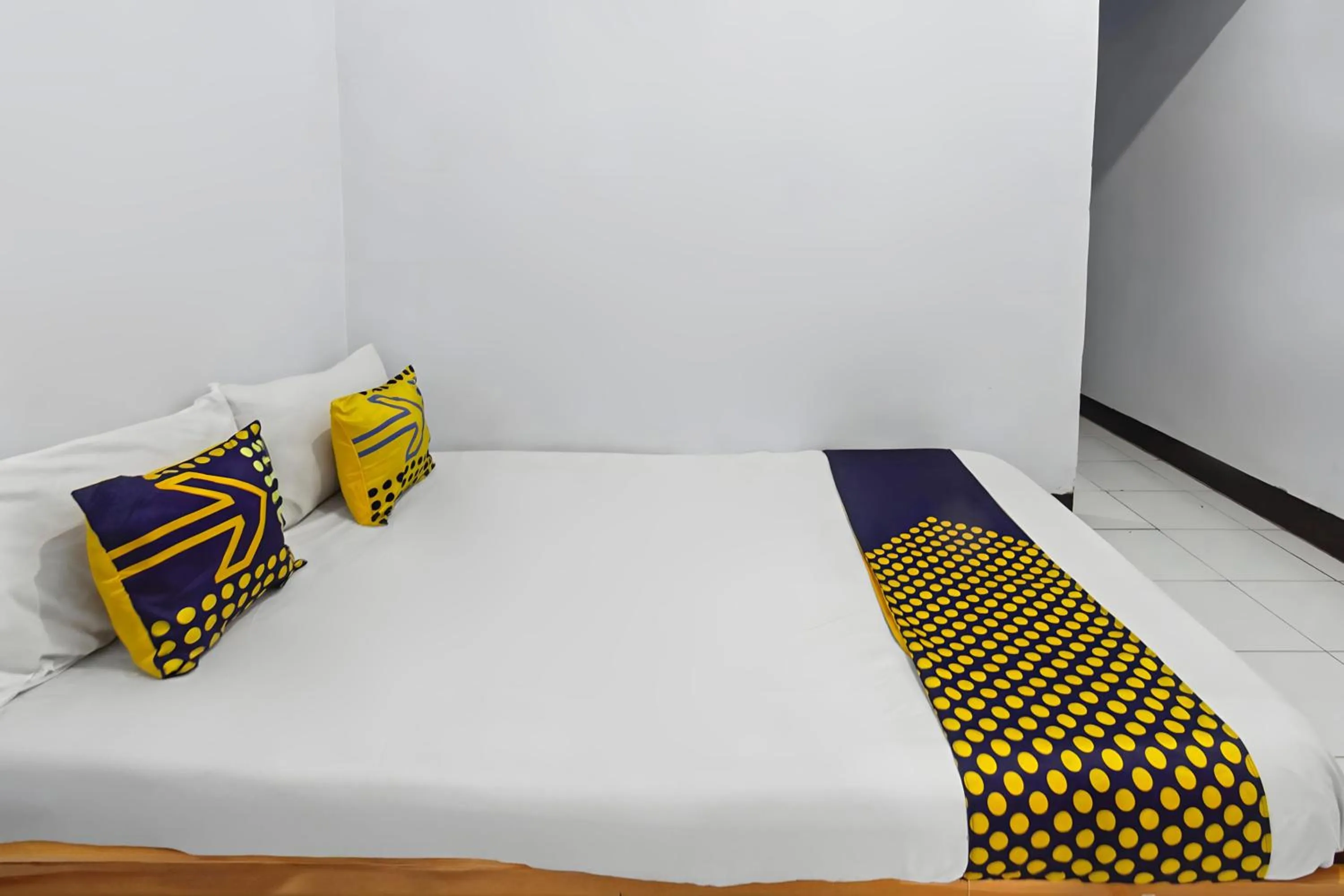 Bedroom, Bed in Hotel O Kanditha Homestay Near Lombok Exotic Sentral Oleh-oleh