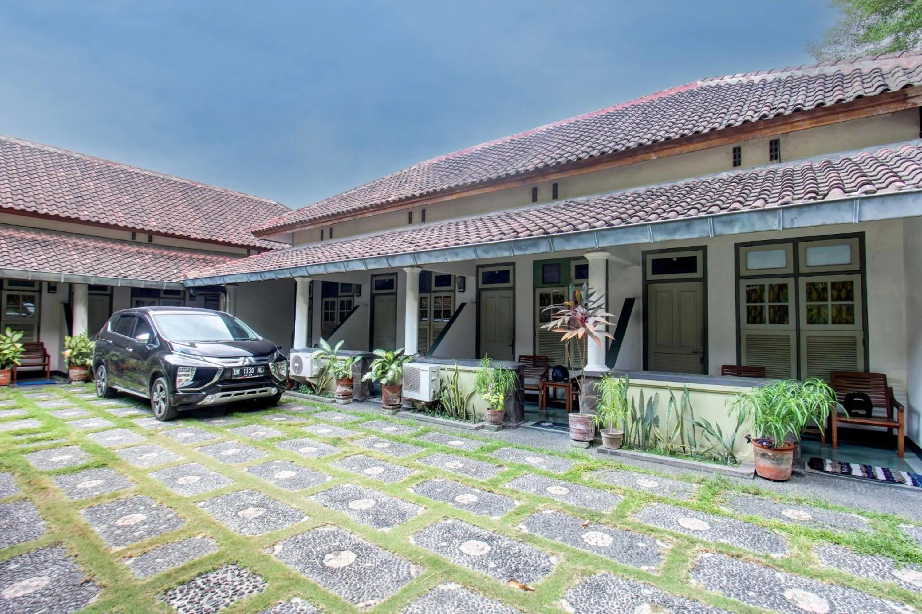 Lobby or reception in OYO Life 93247 Pondok Pariwisata